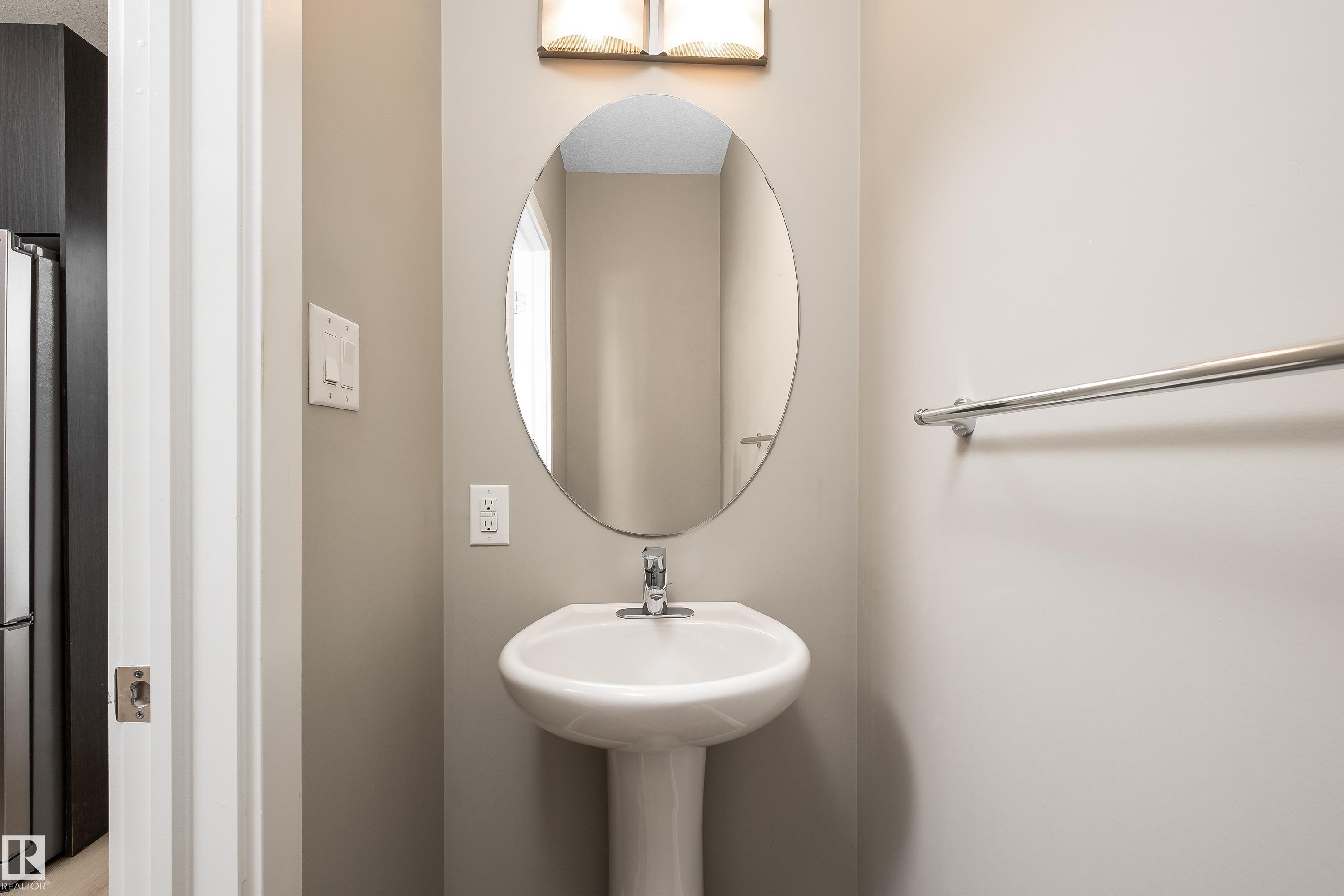 #39 2803 James Mowatt TR SW