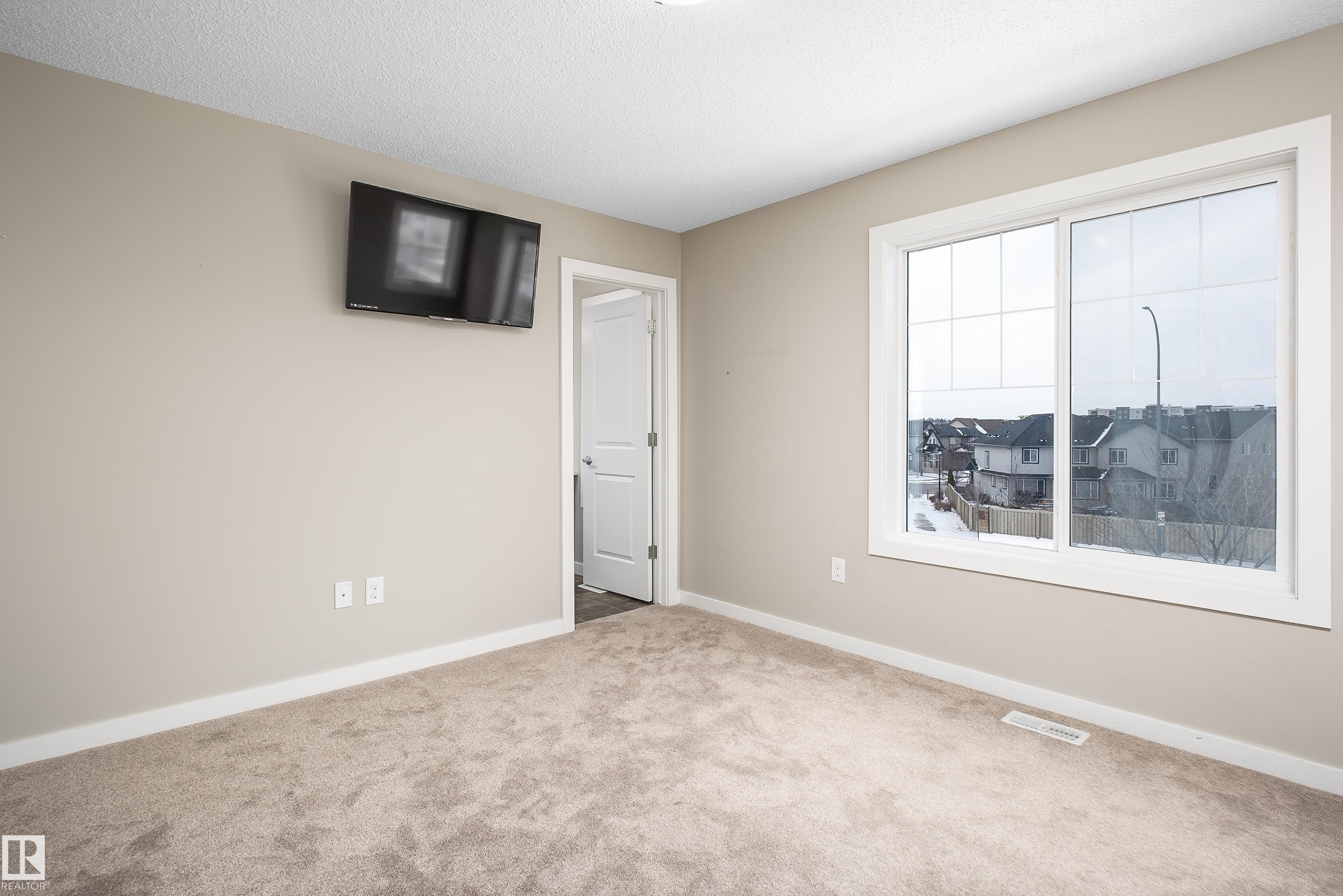 #39 2803 James Mowatt TR SW