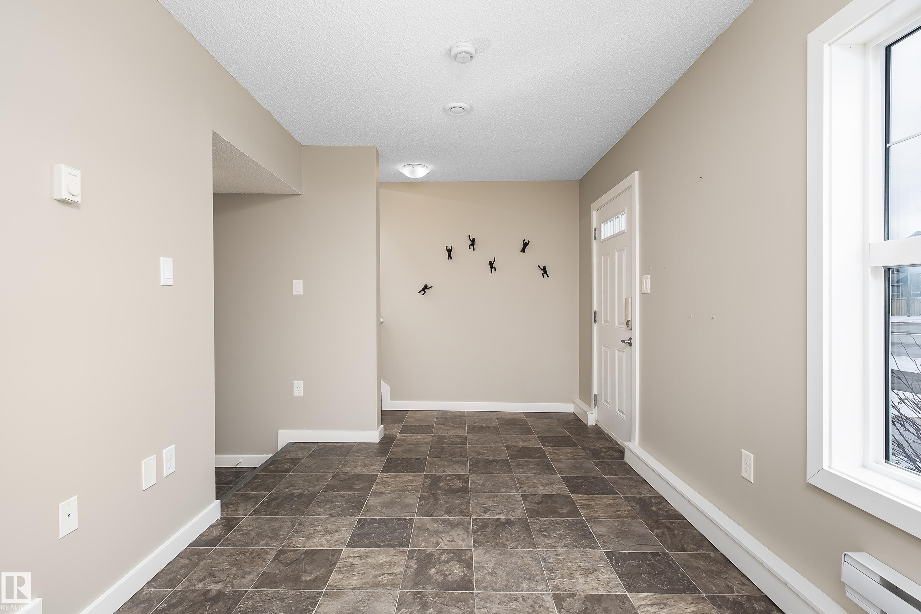 #39 2803 James Mowatt TR SW