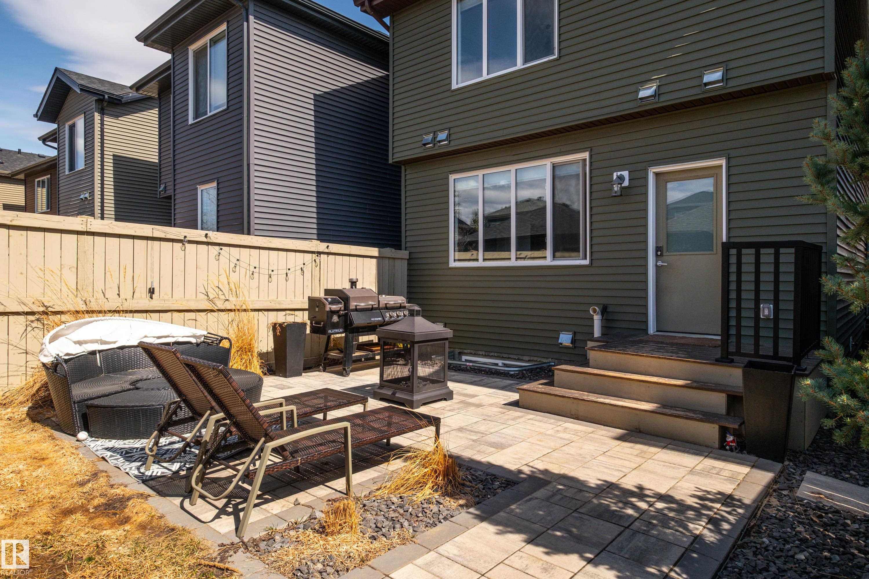 1330 Enright Landing LD NW