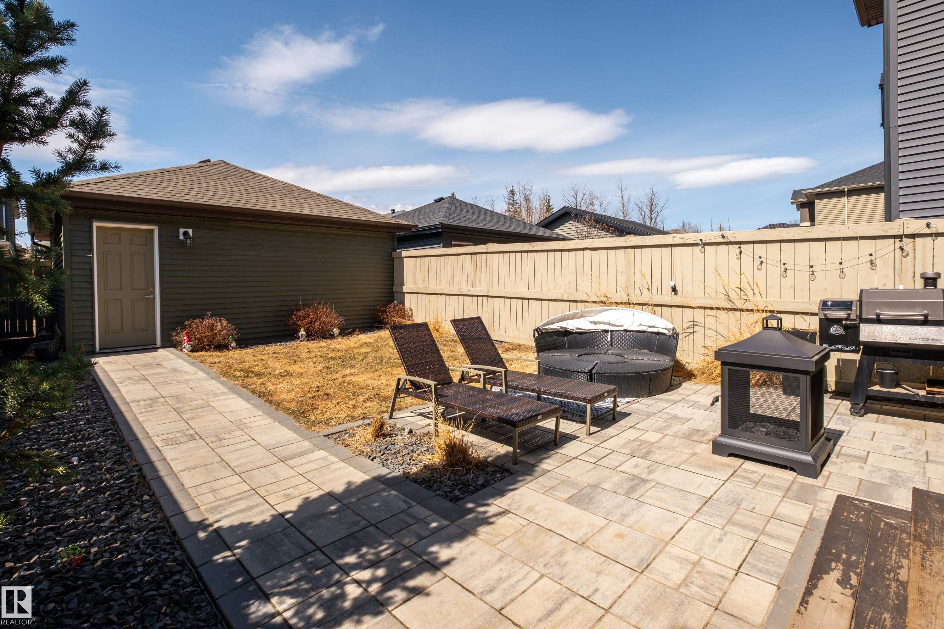 1330 Enright Landing LD NW