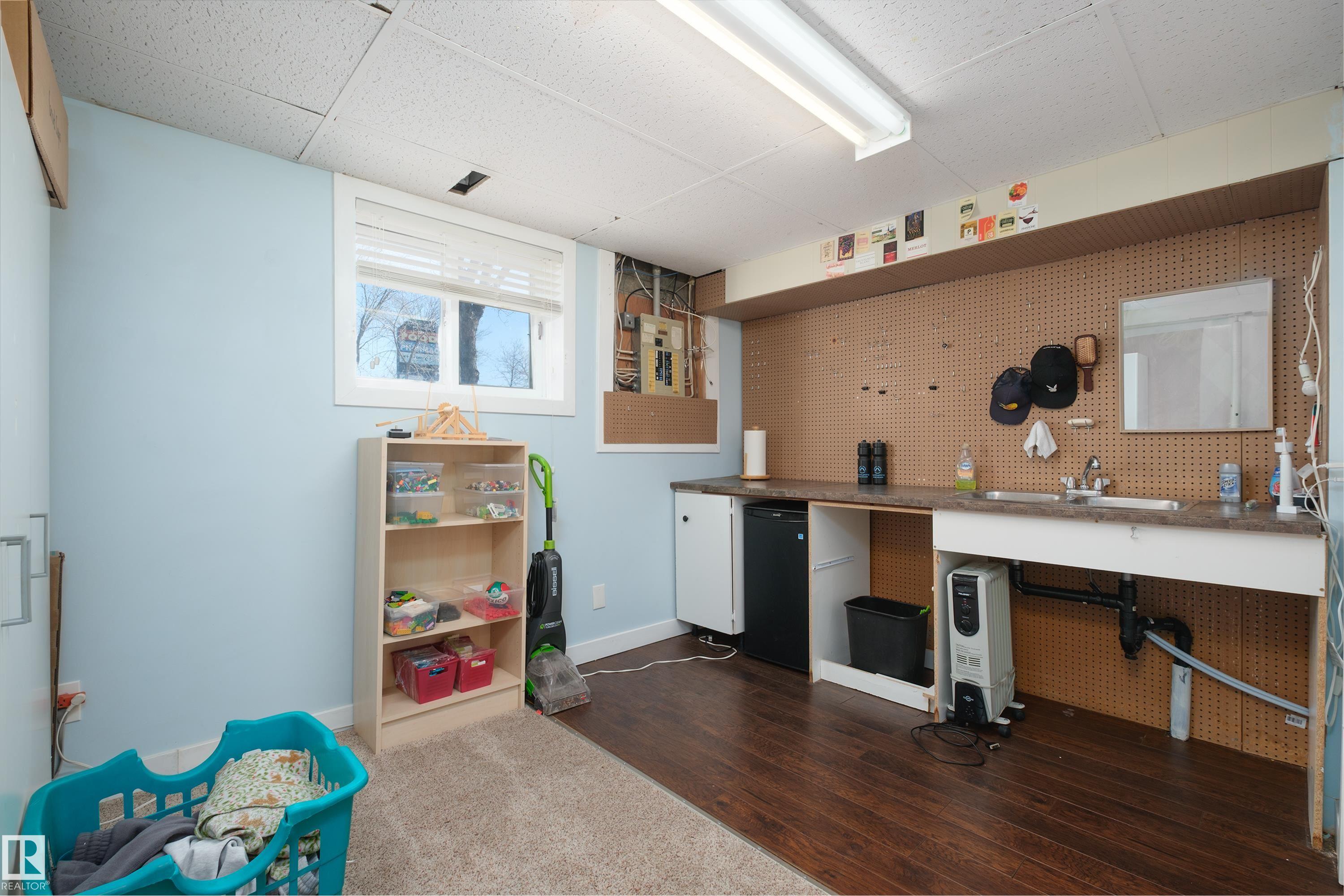 17828 91 ST NW