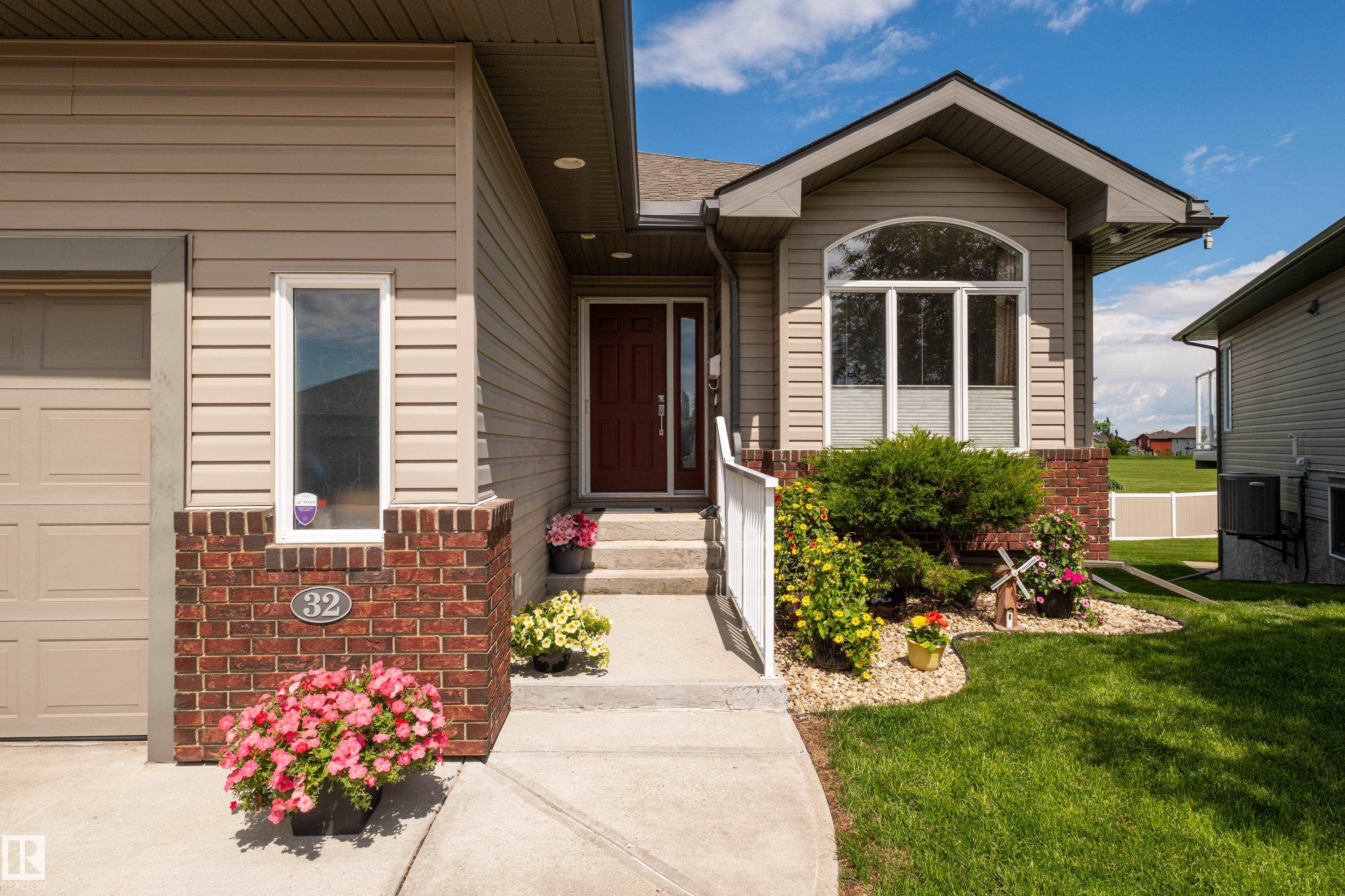 #32 18 Charlton WY