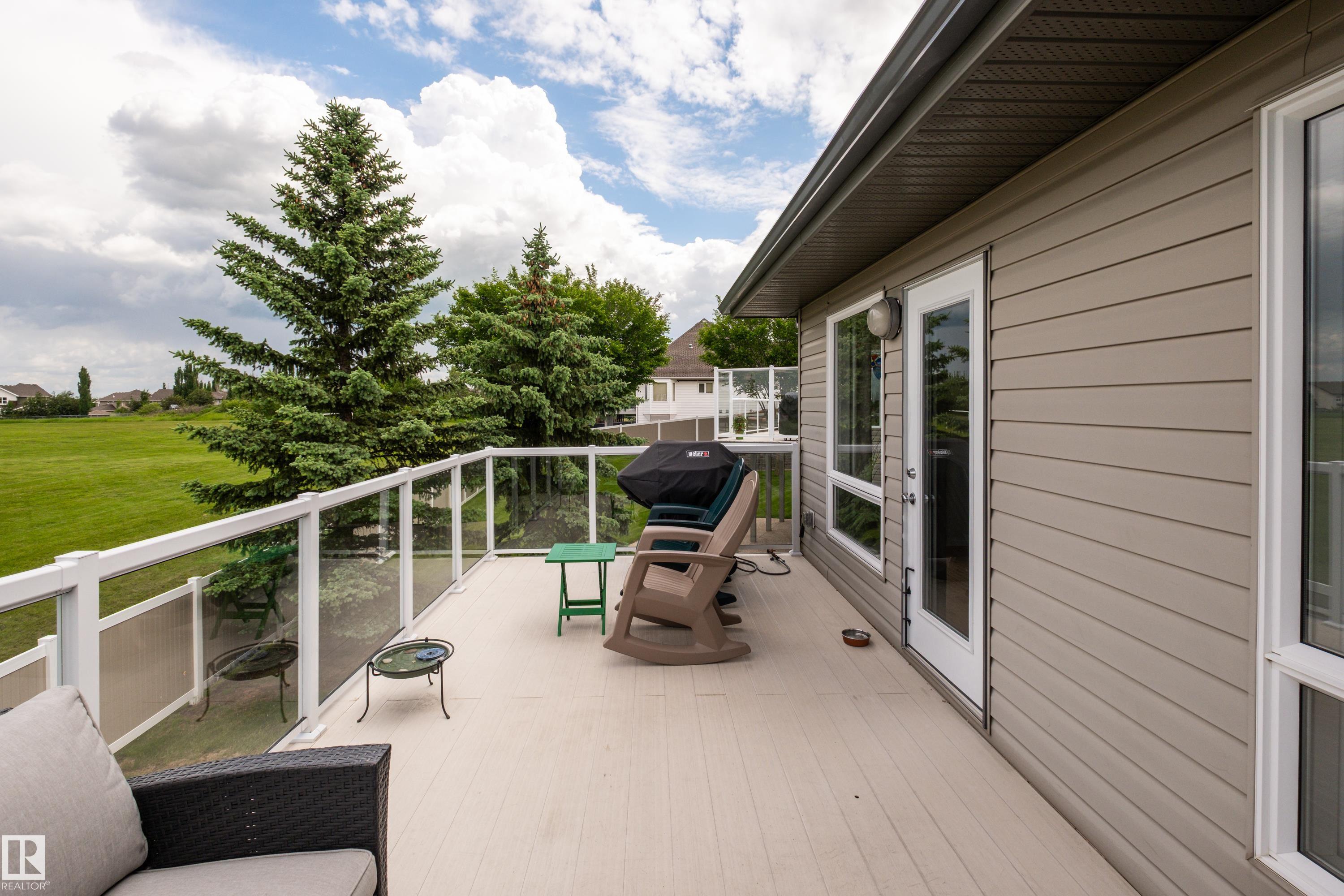 #32 18 Charlton WY