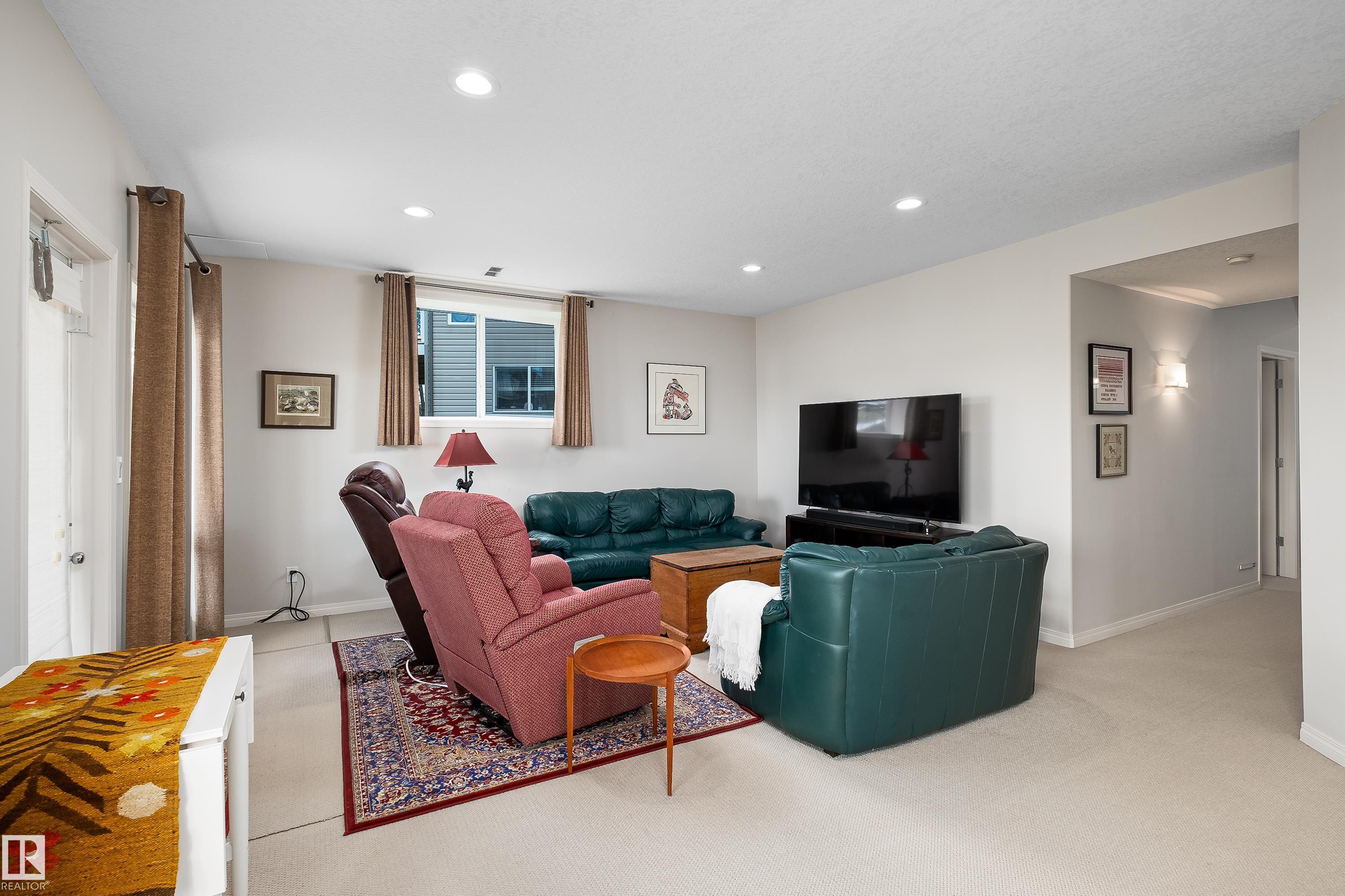 #32 18 Charlton WY