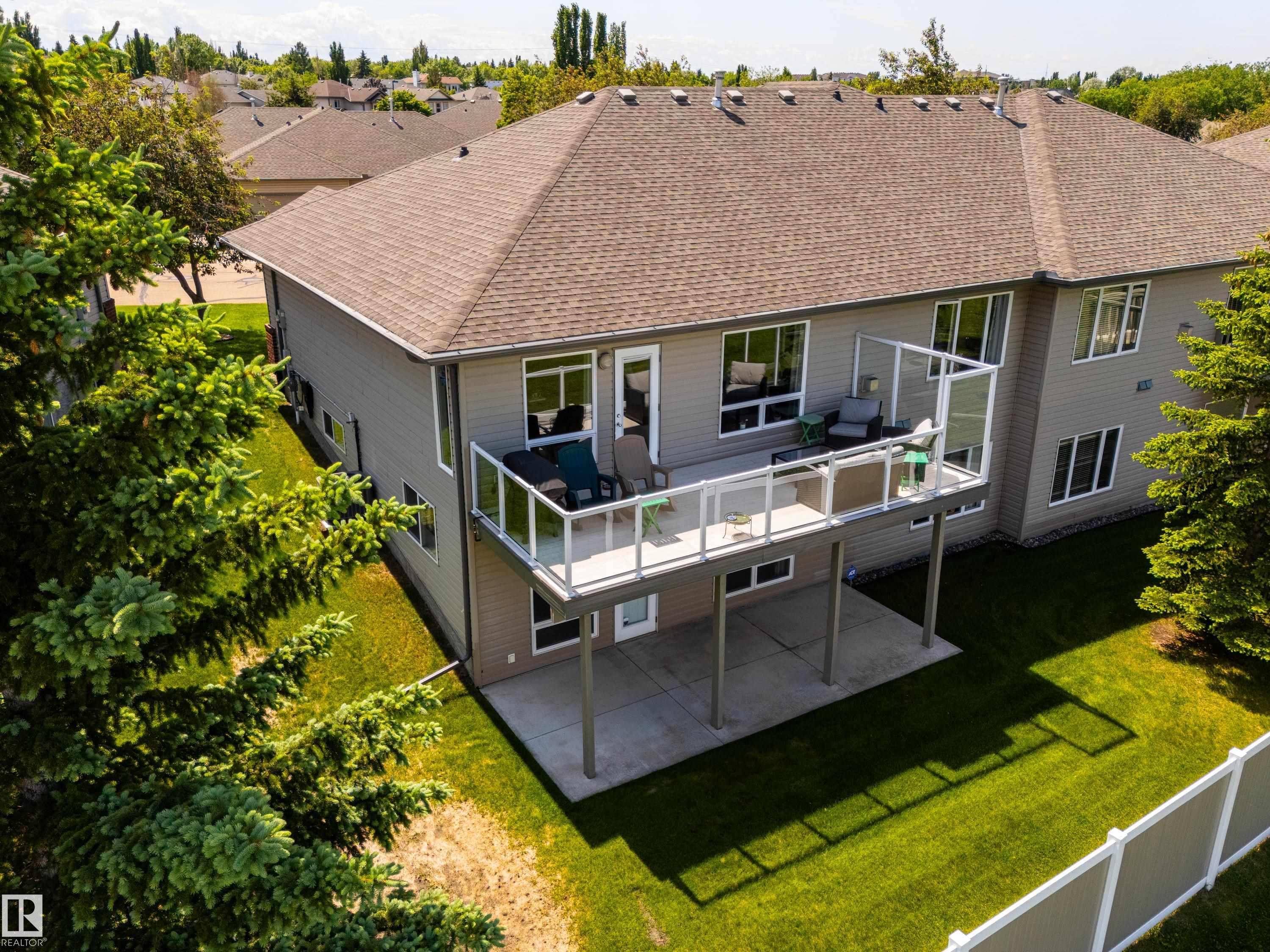 #32 18 Charlton WY