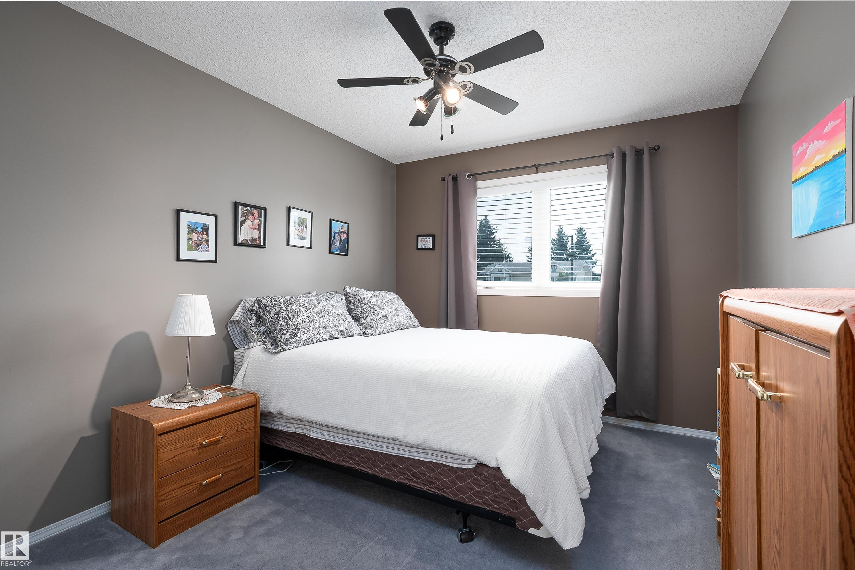 11028 11 AV NW