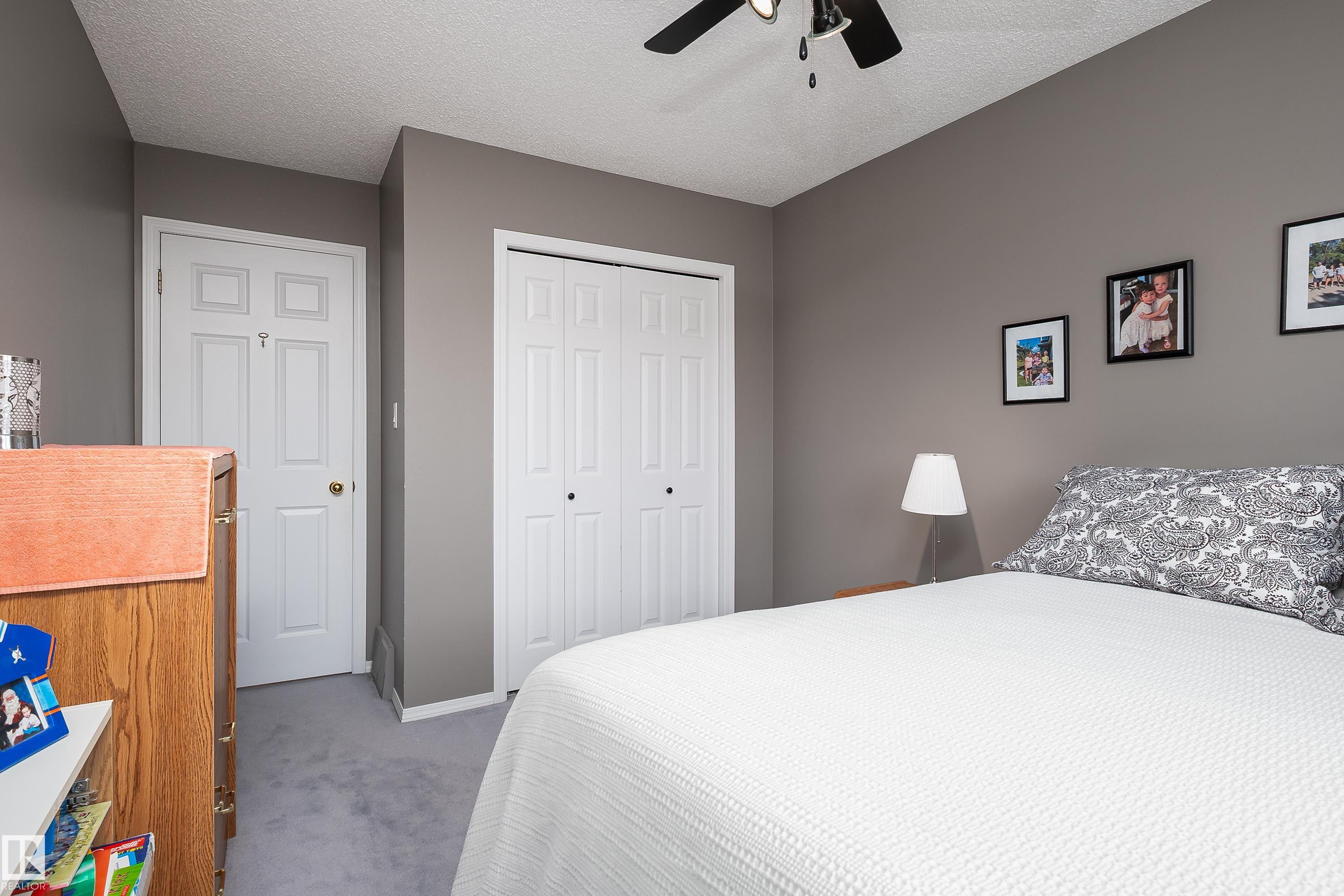 11028 11 AV NW