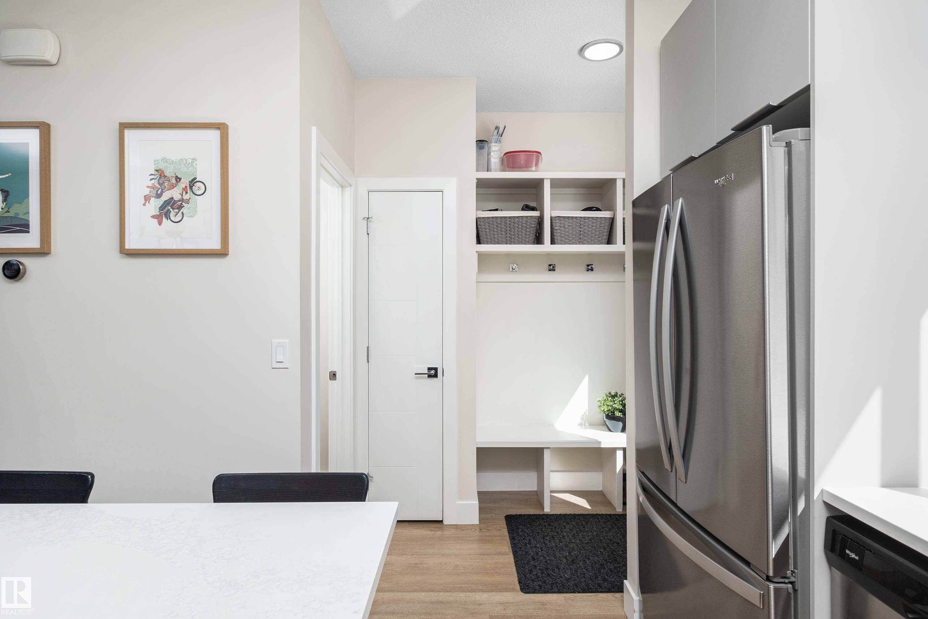 11013 75 ST NW