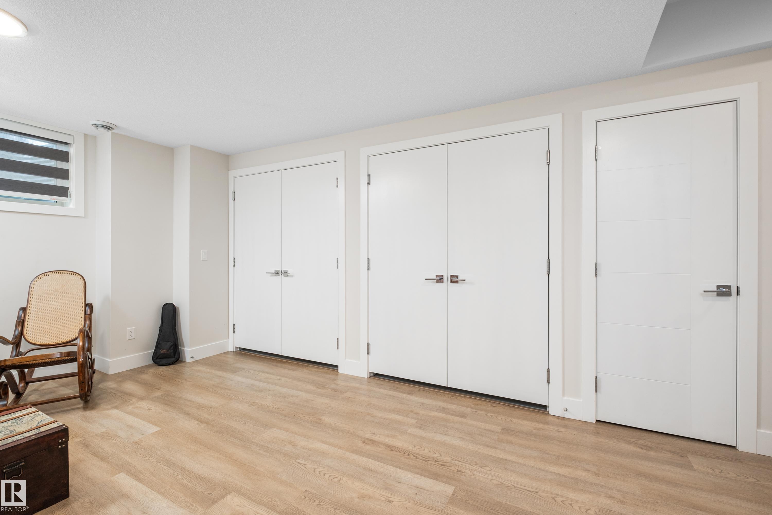 11013 75 ST NW