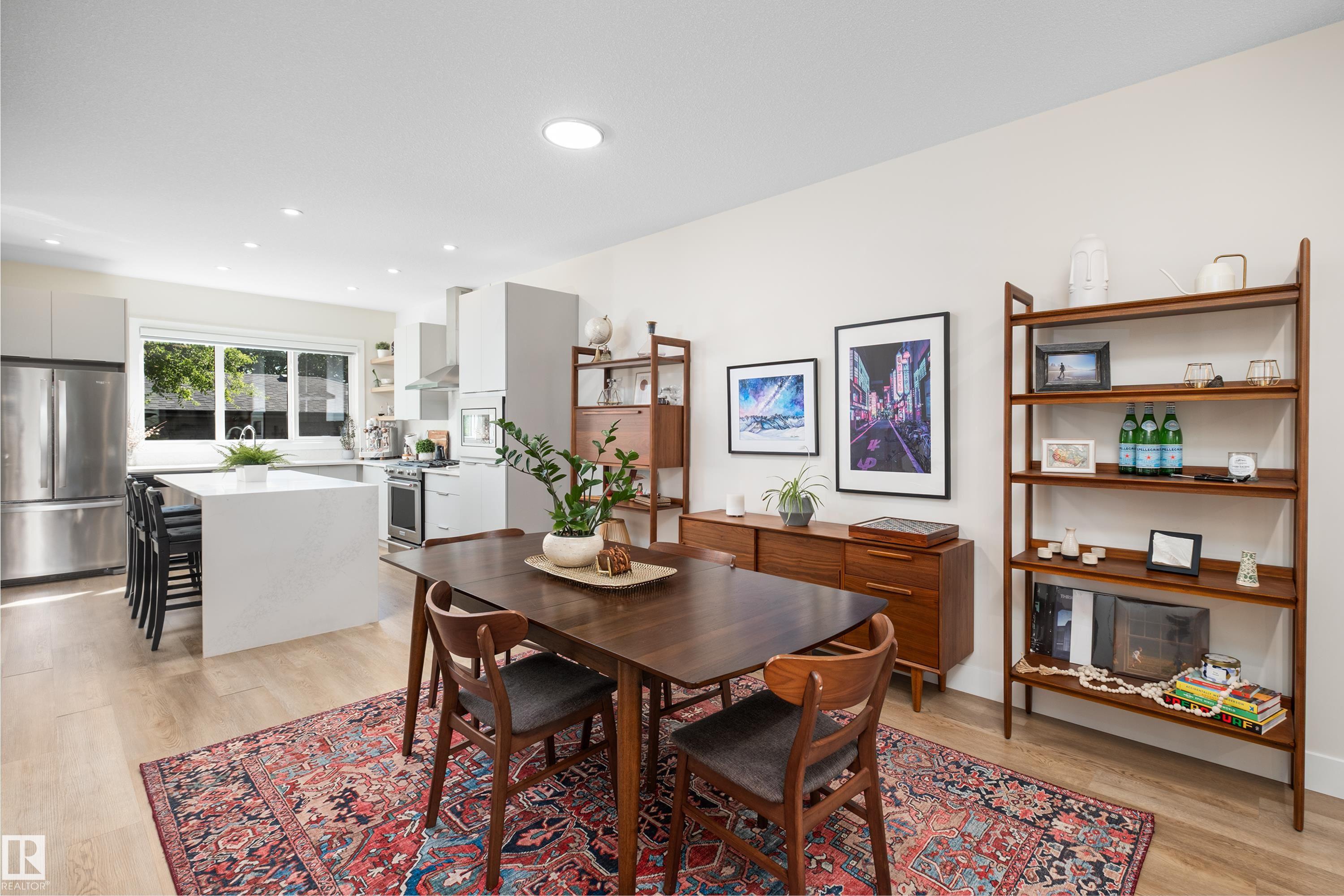 11013 75 ST NW