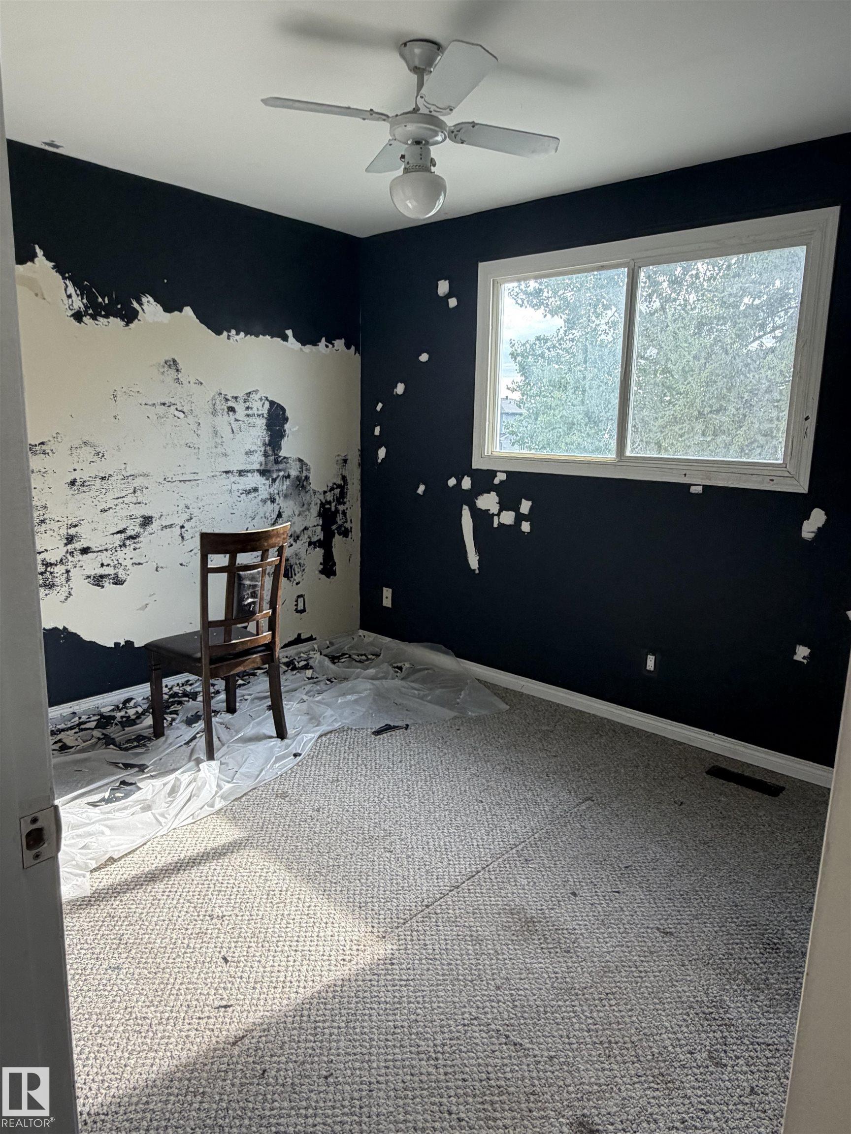 11384 139 AV NW