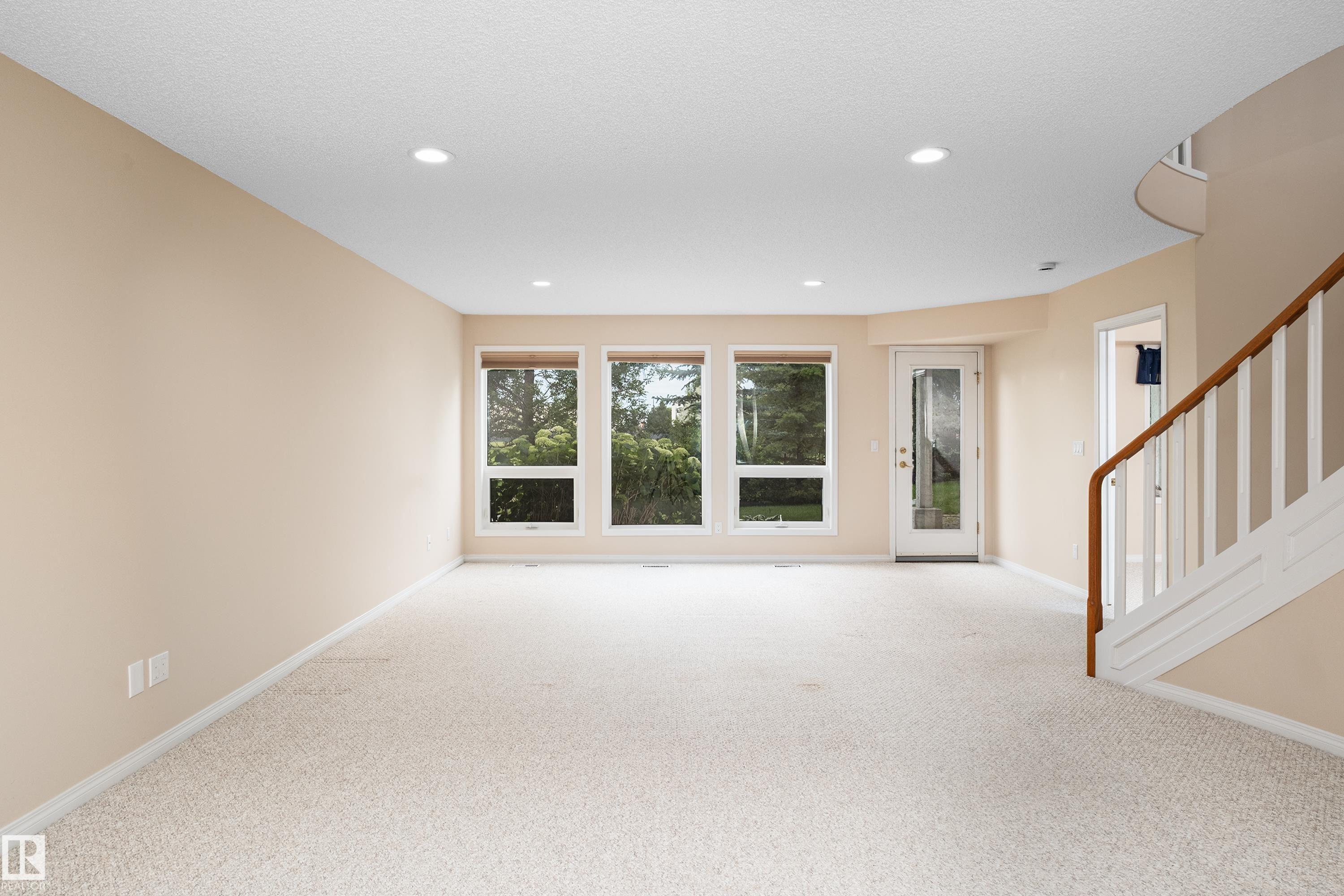 434 Tory PT NW
