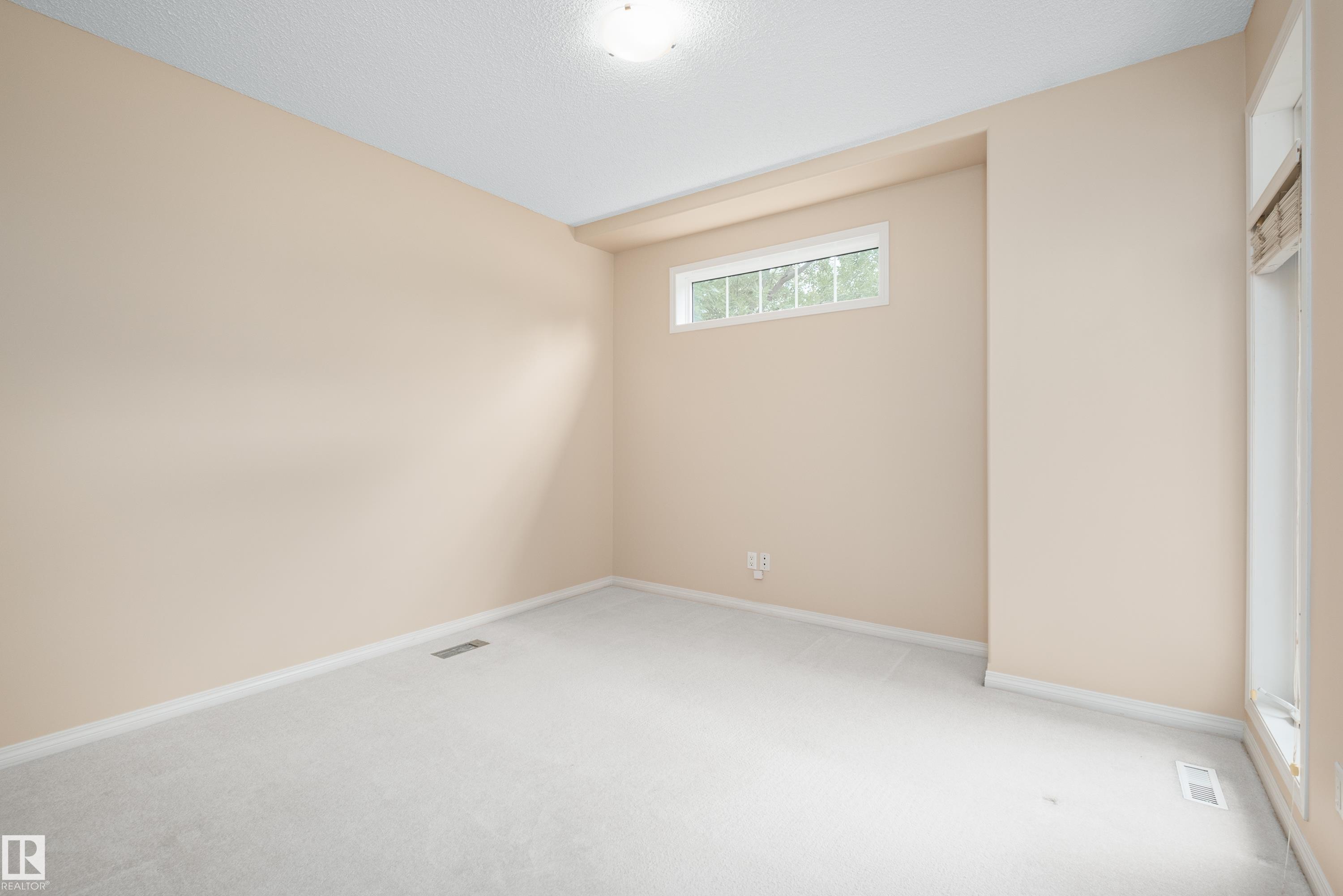434 Tory PT NW