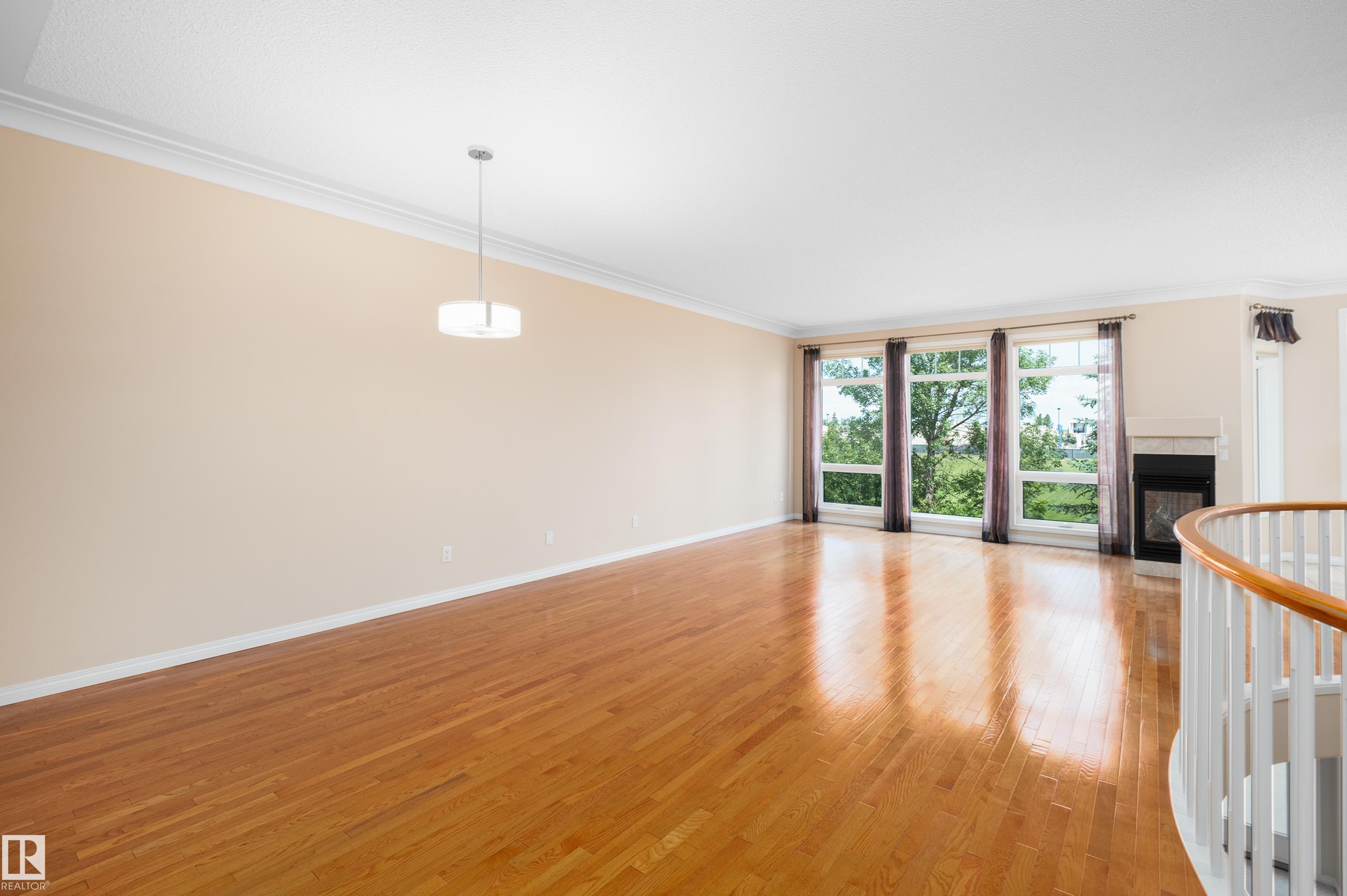 434 Tory PT NW