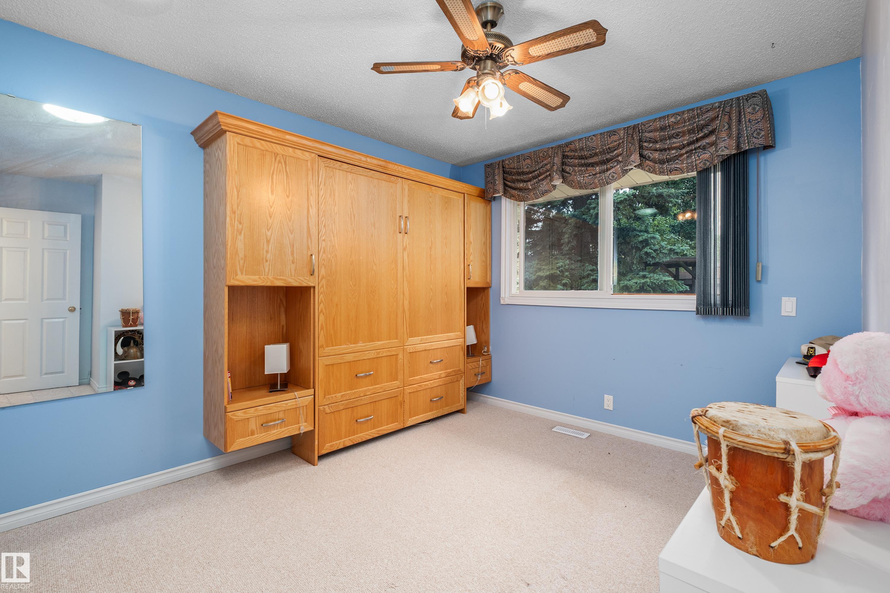 2408 115 ST NW