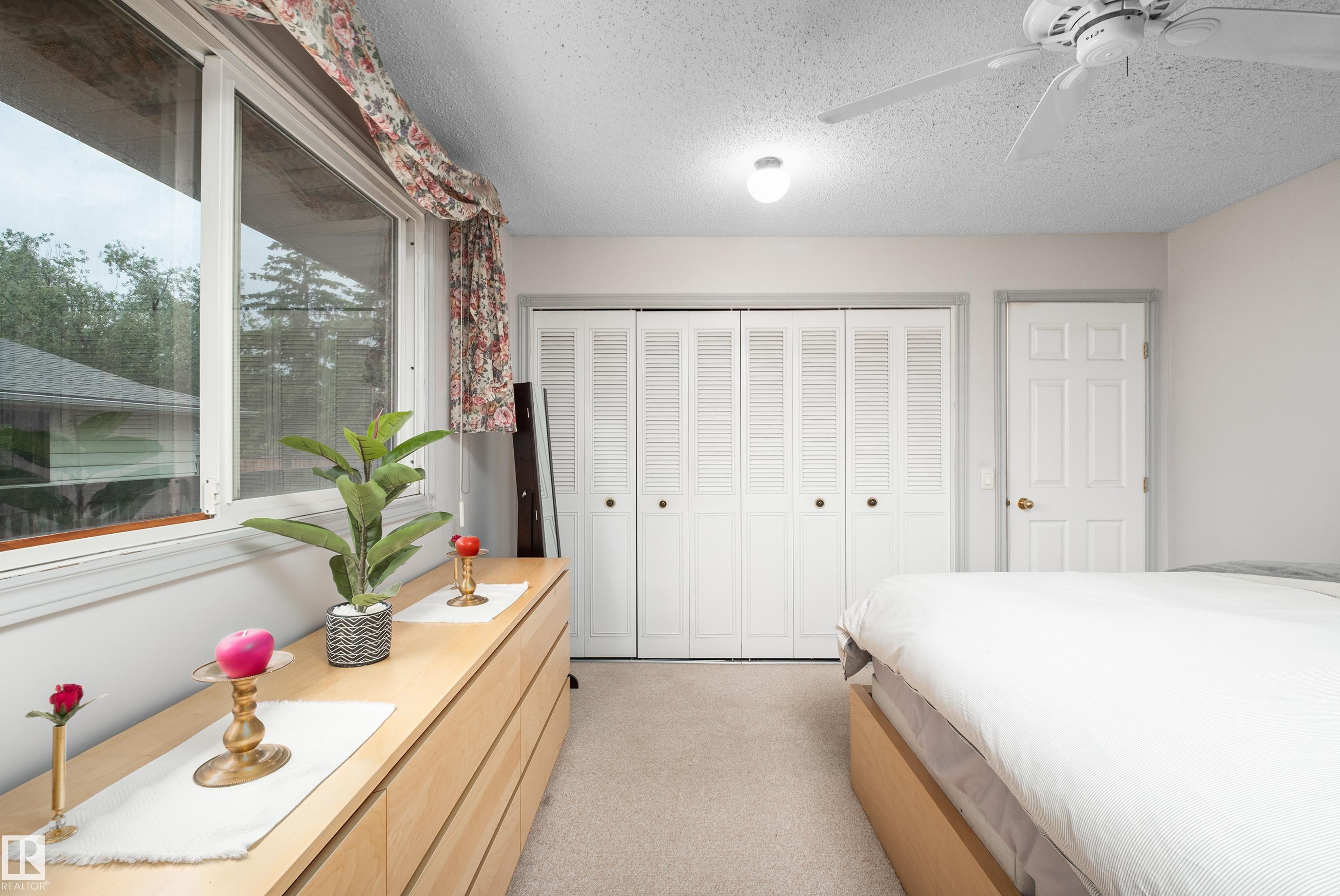 2408 115 ST NW