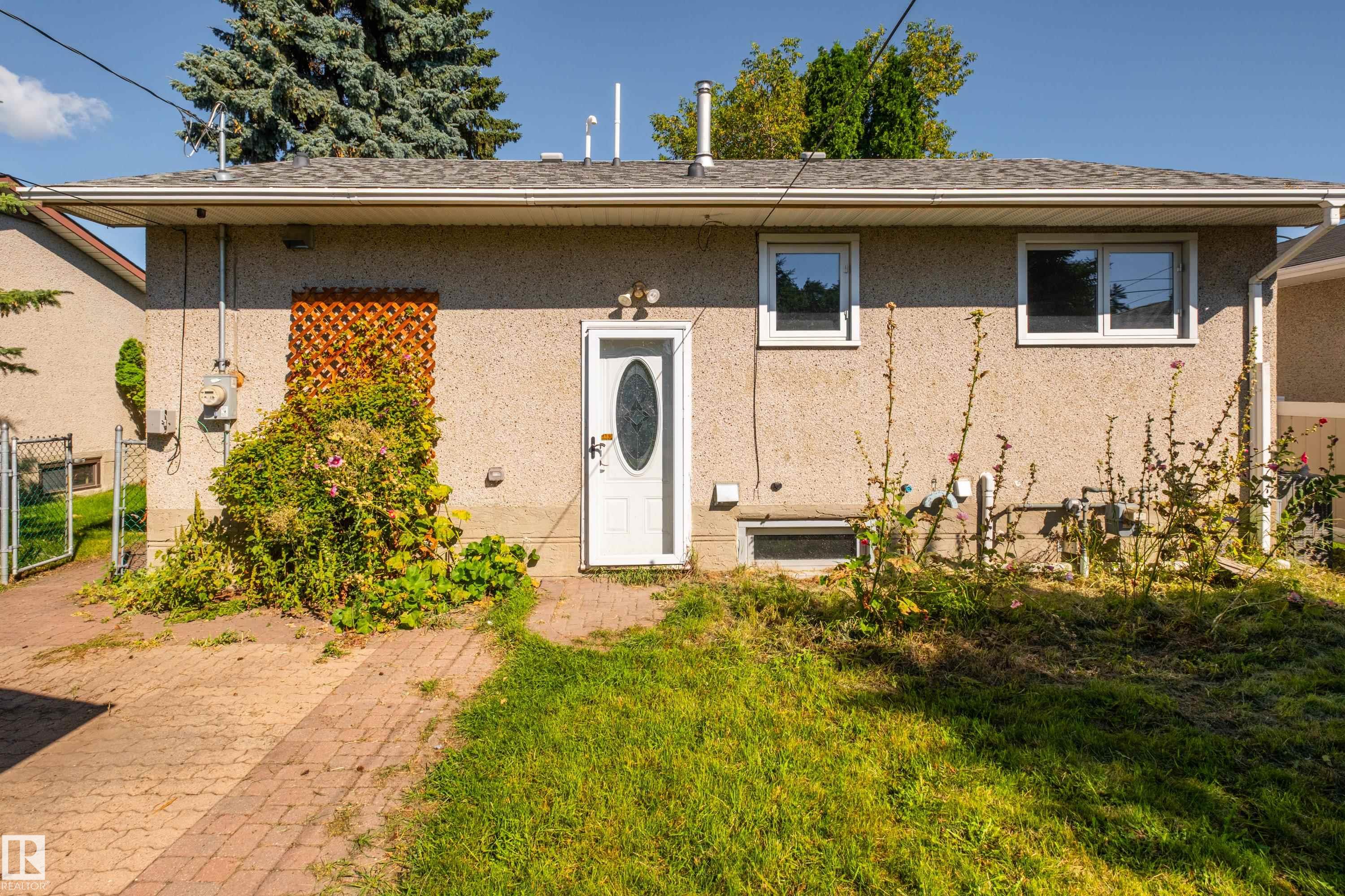3509 121A AV NW