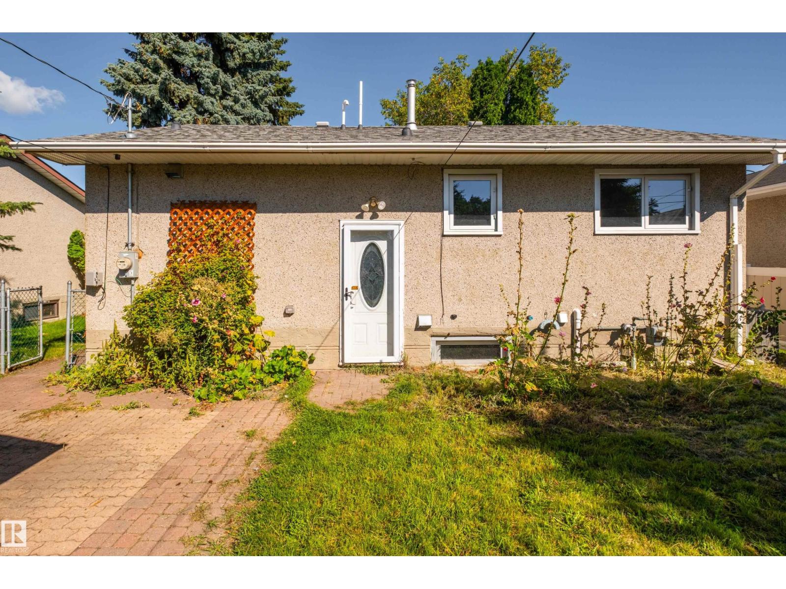 3509 121A AV NW