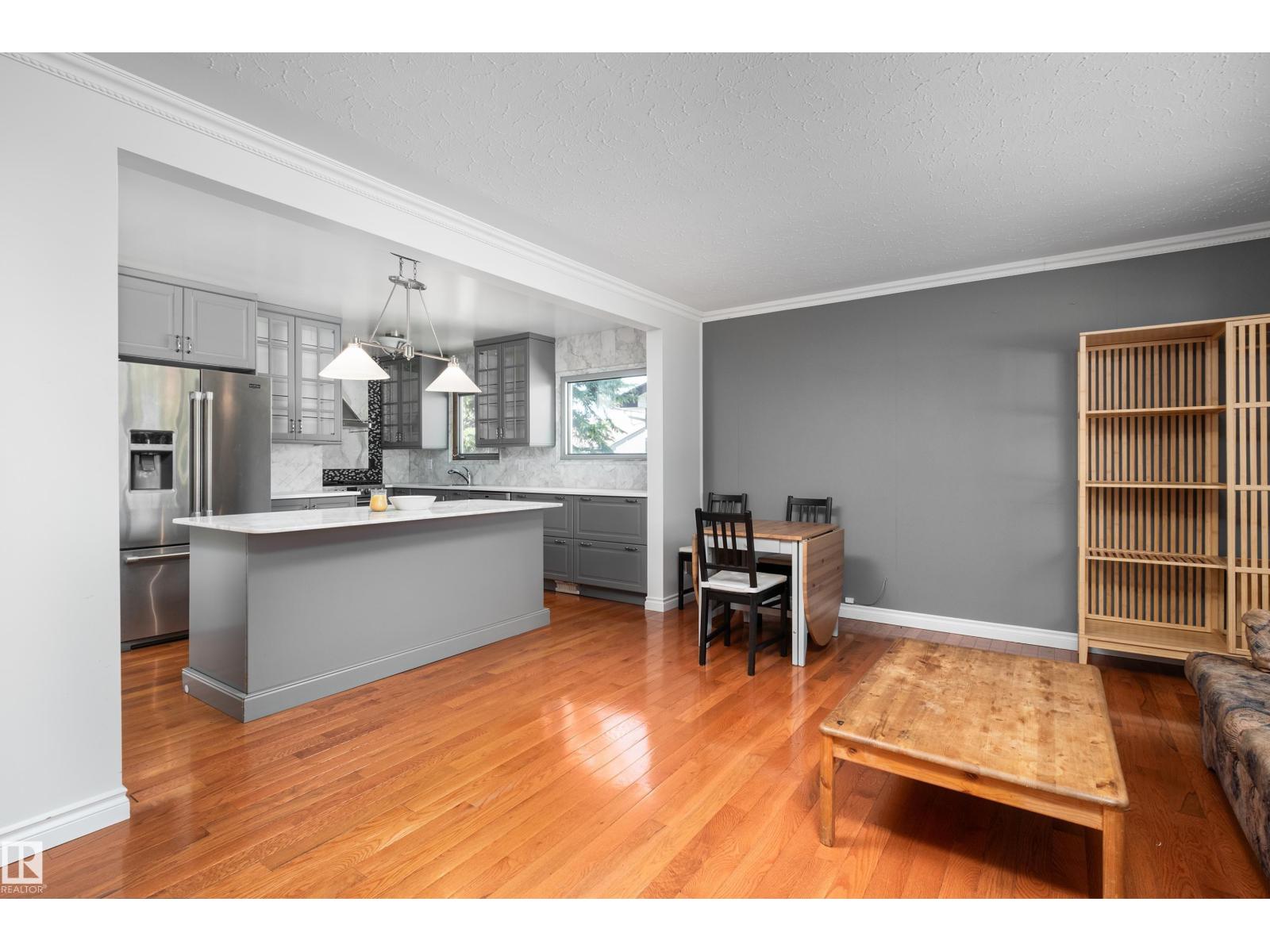 3509 121A AV NW