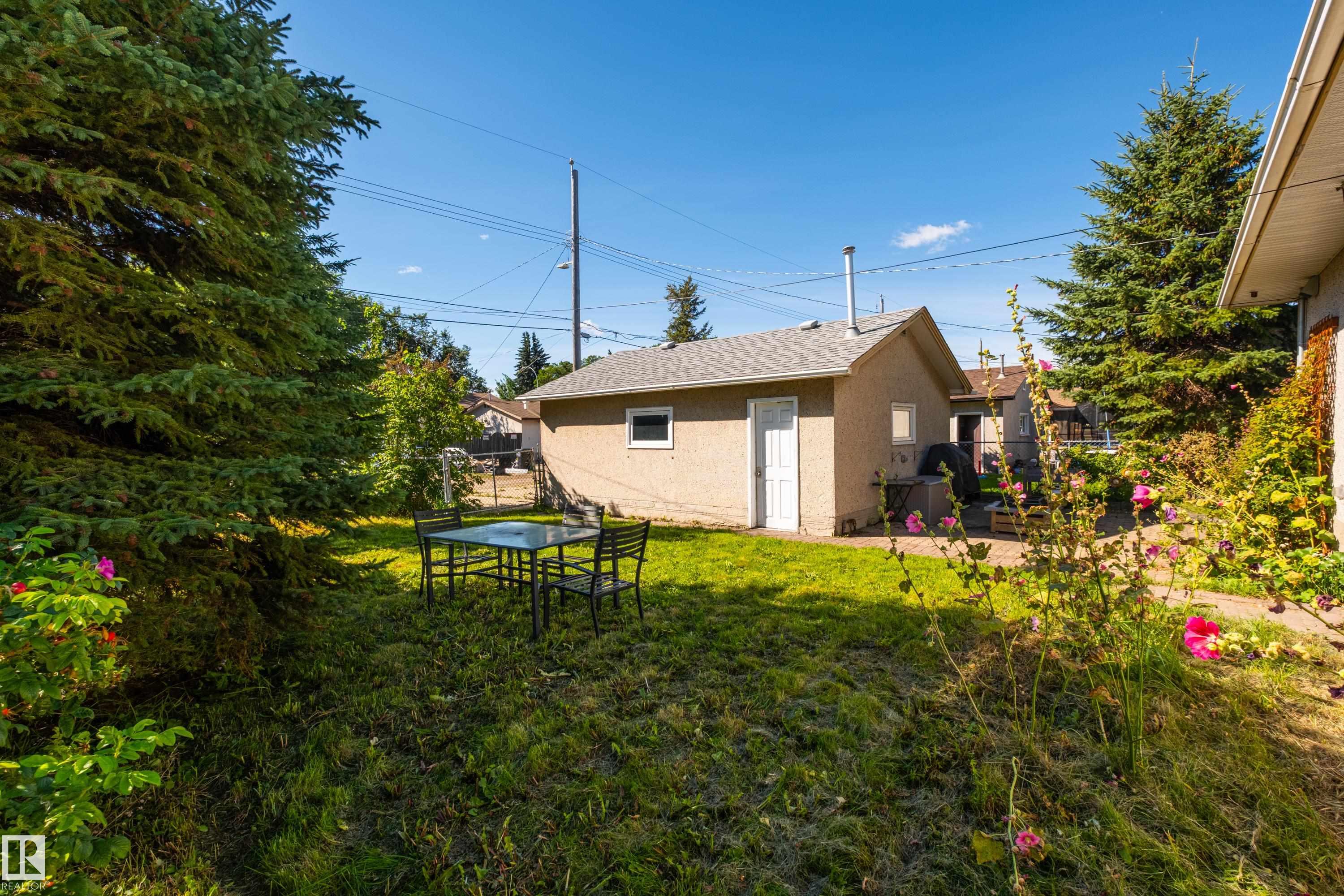 3509 121A AV NW