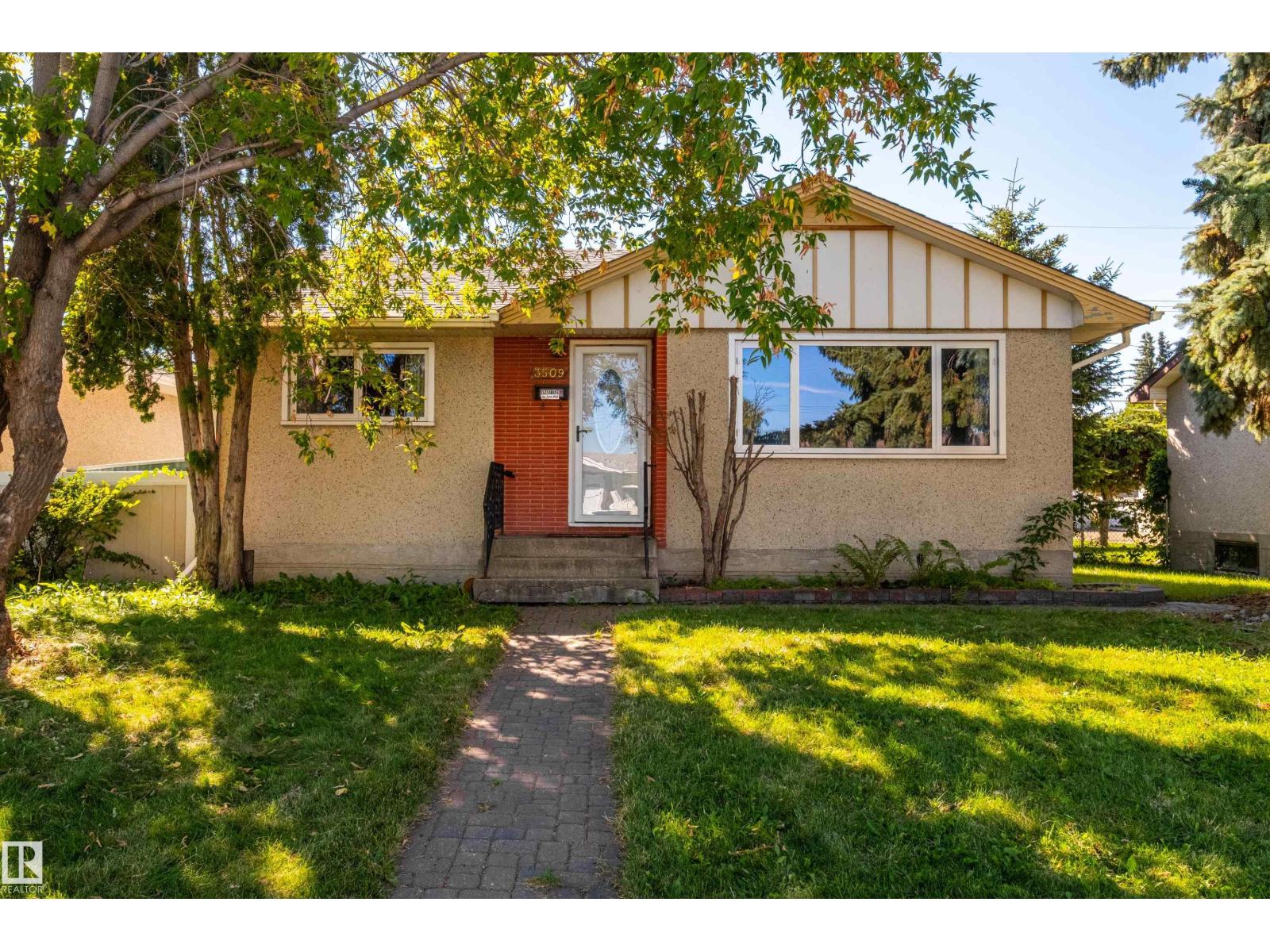 3509 121A AV NW