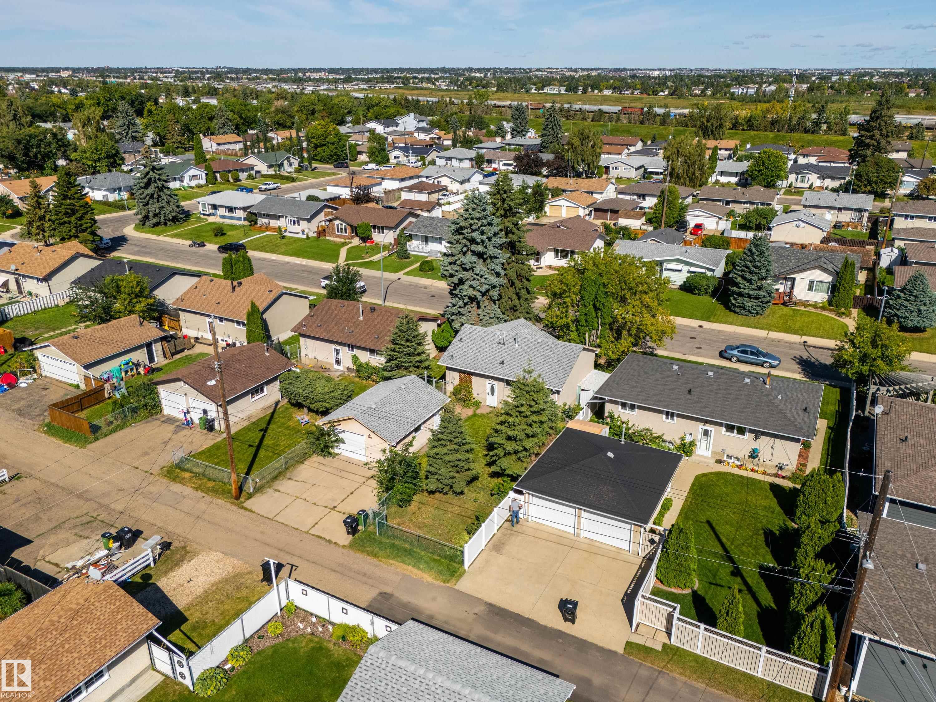 3509 121A AV NW