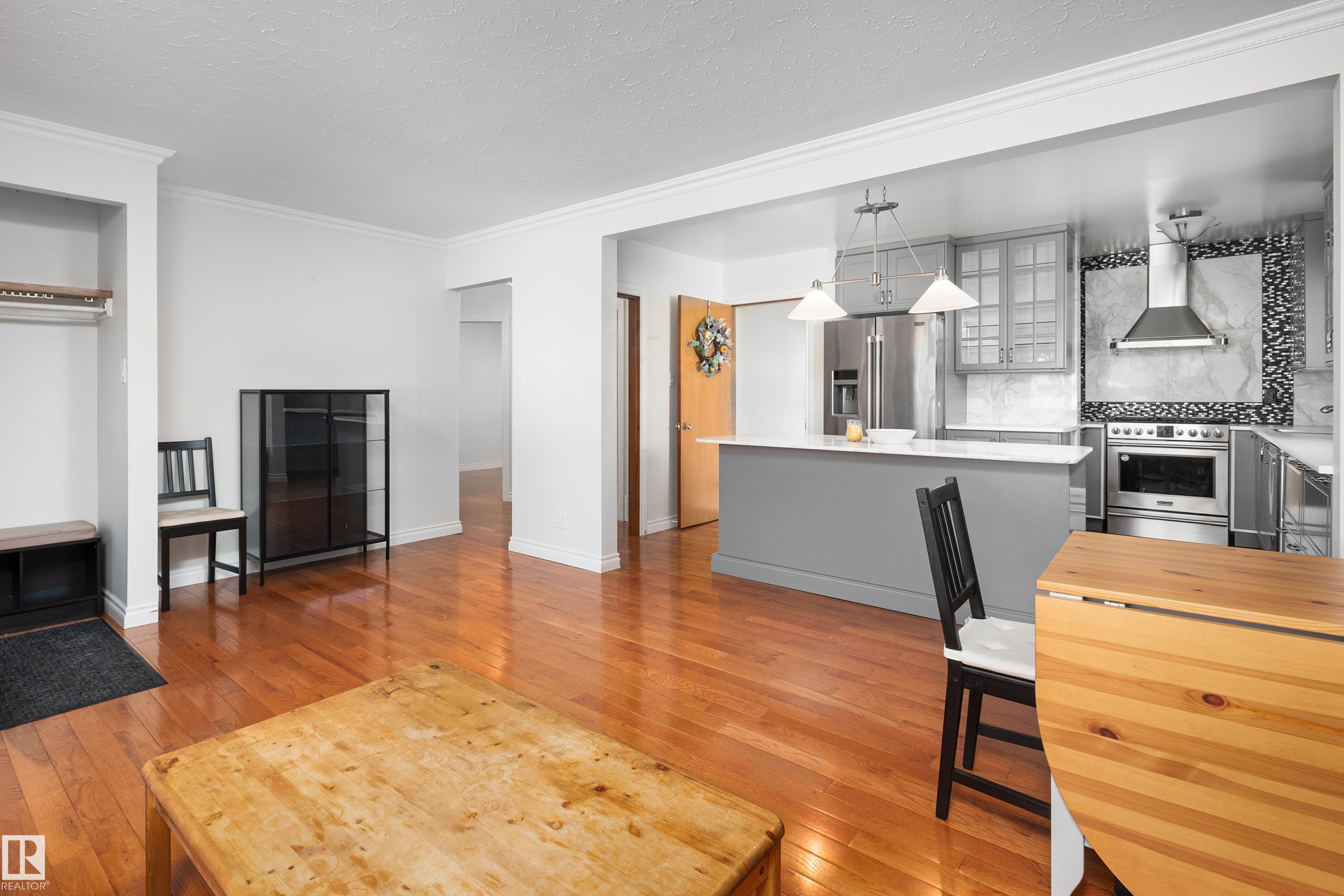 3509 121A AV NW