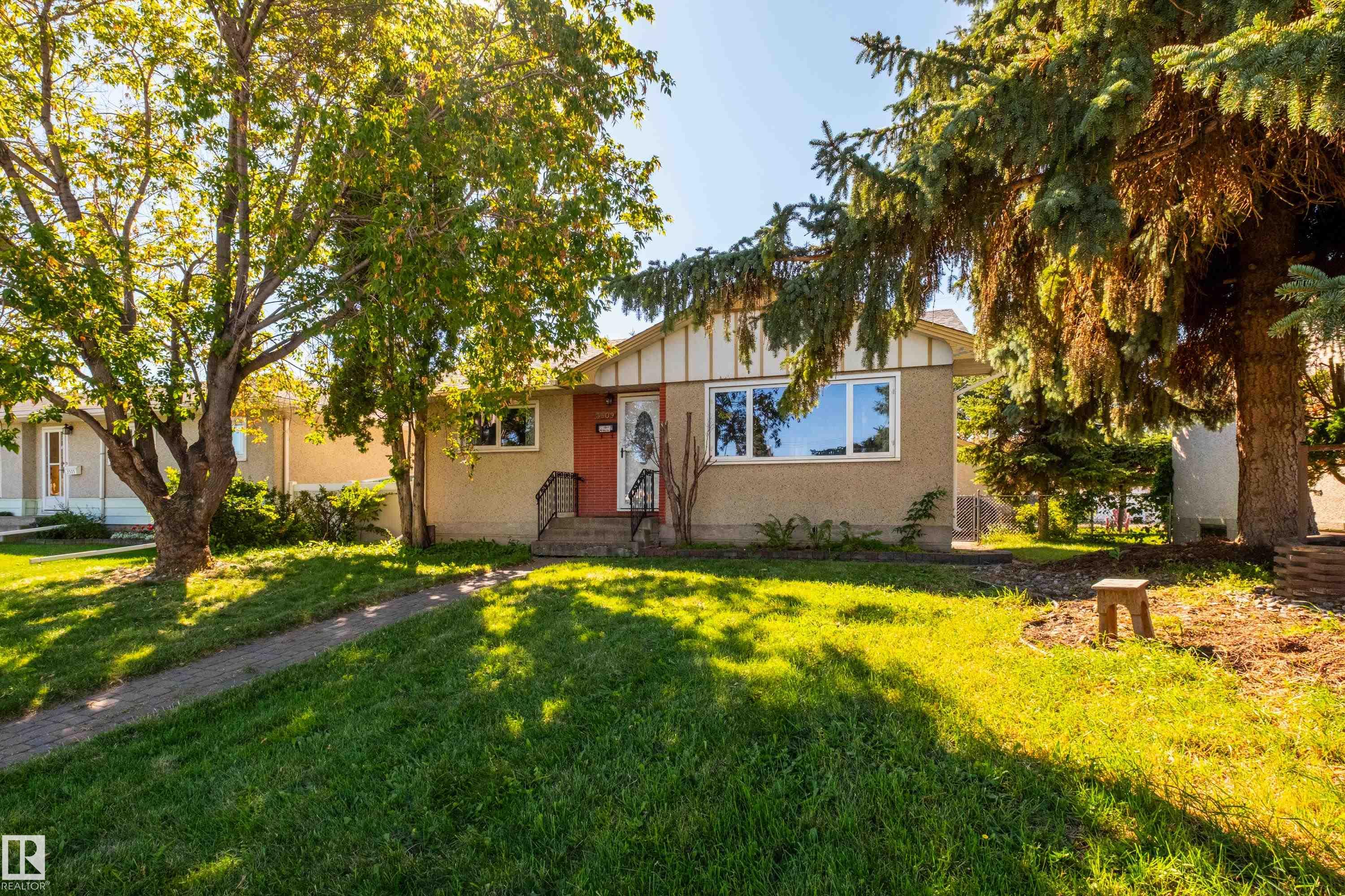 3509 121A AV NW