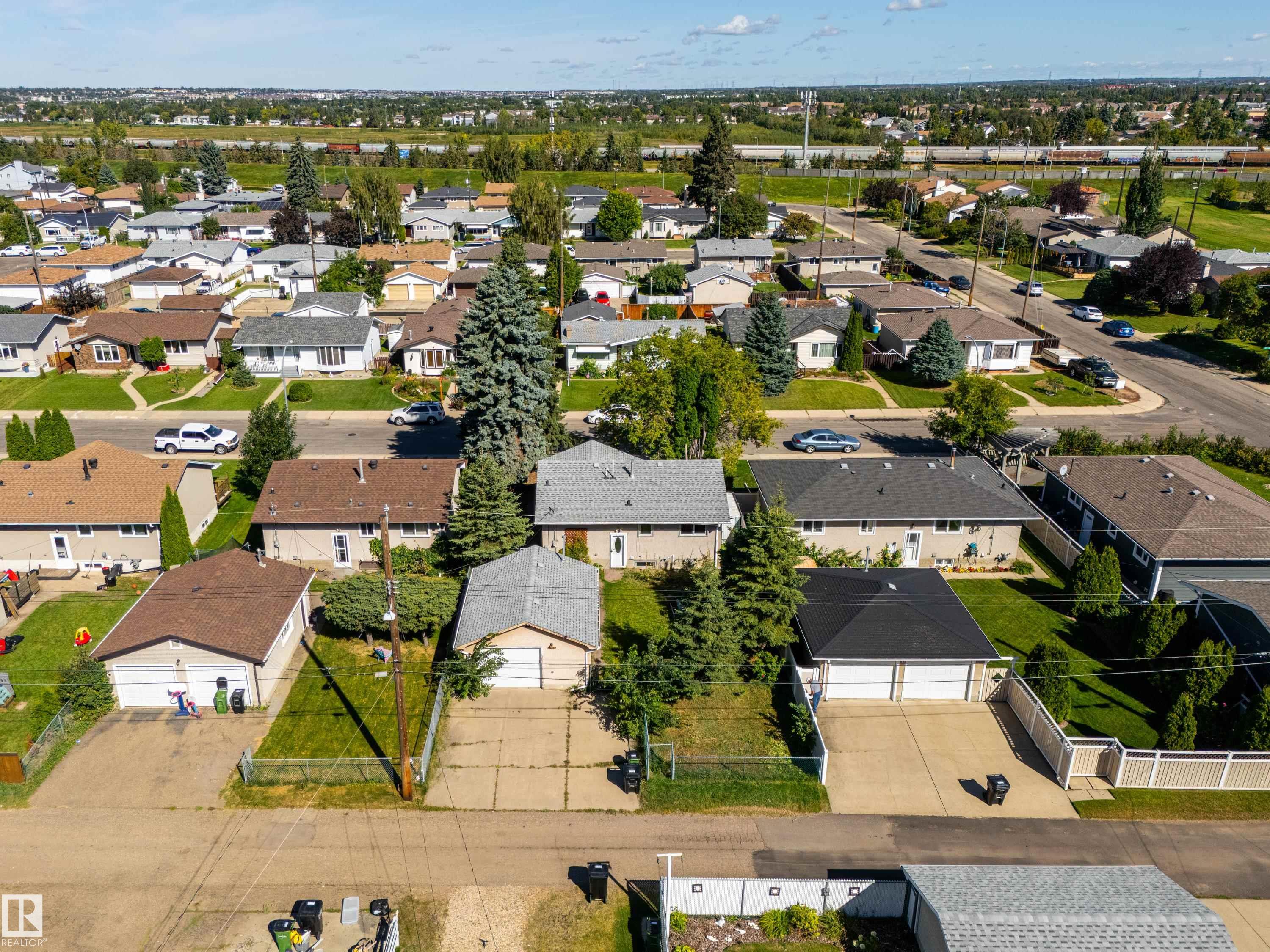 3509 121A AV NW