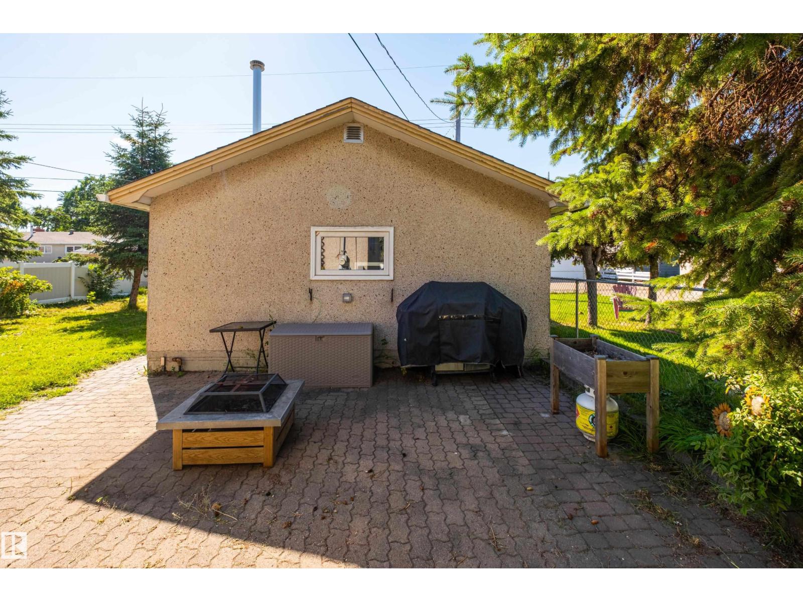 3509 121A AV NW