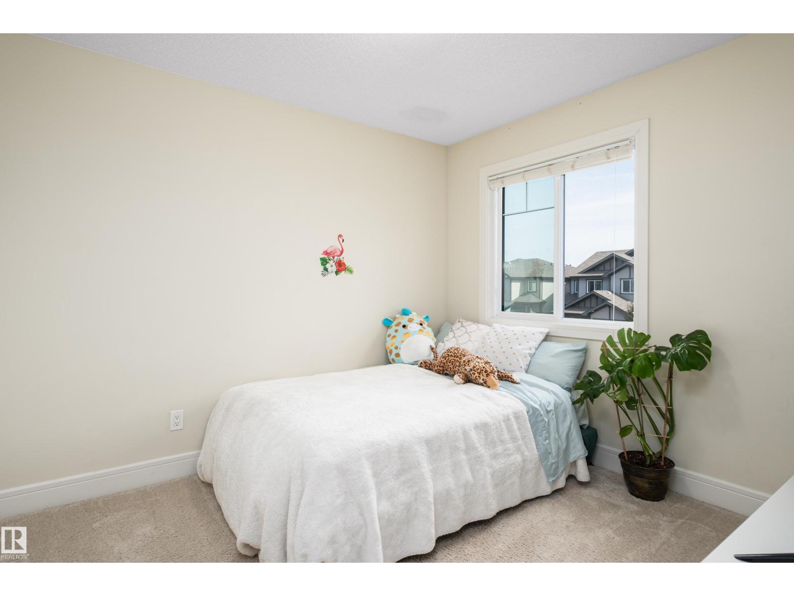 612 175A ST SW