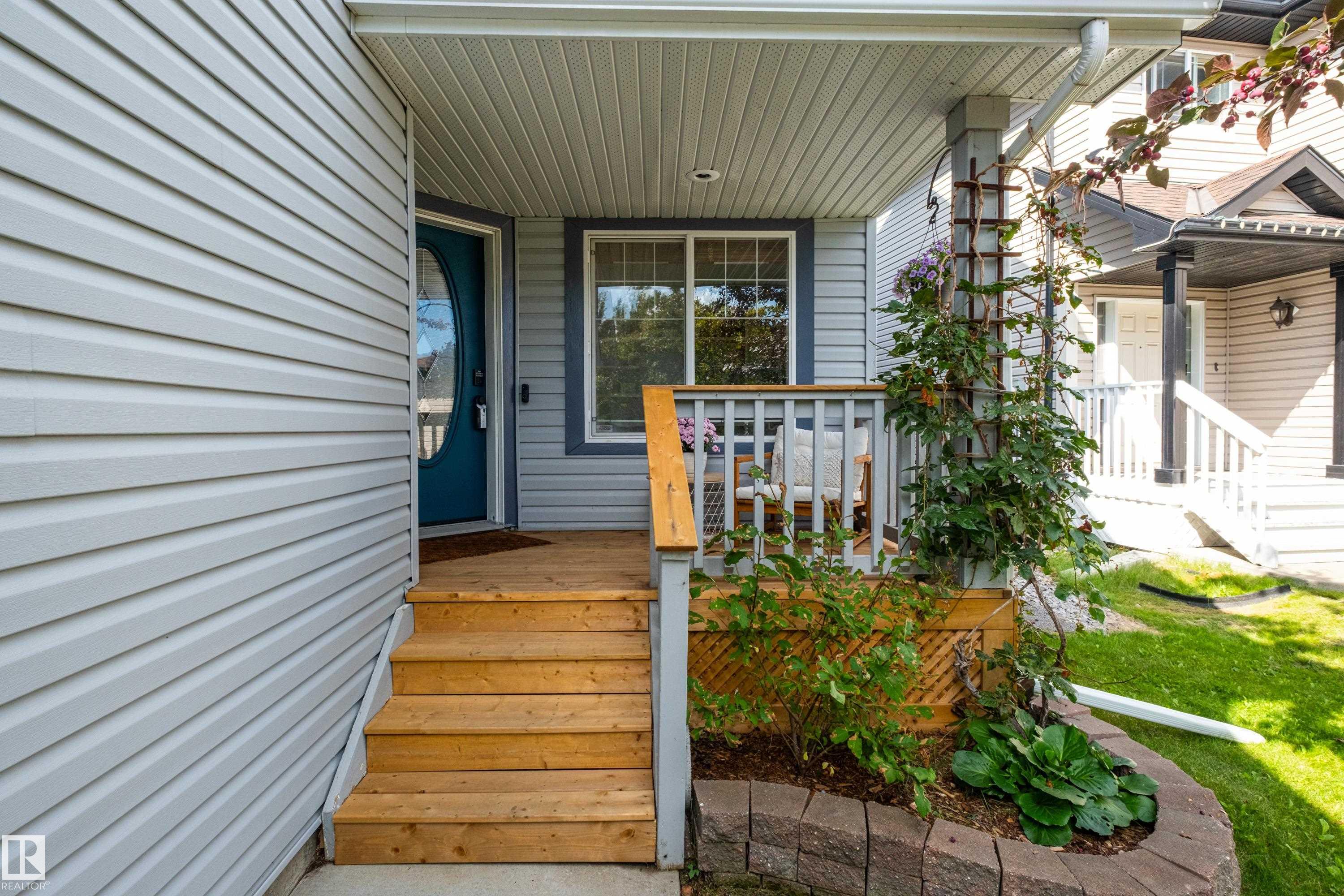 1128 114 ST SW