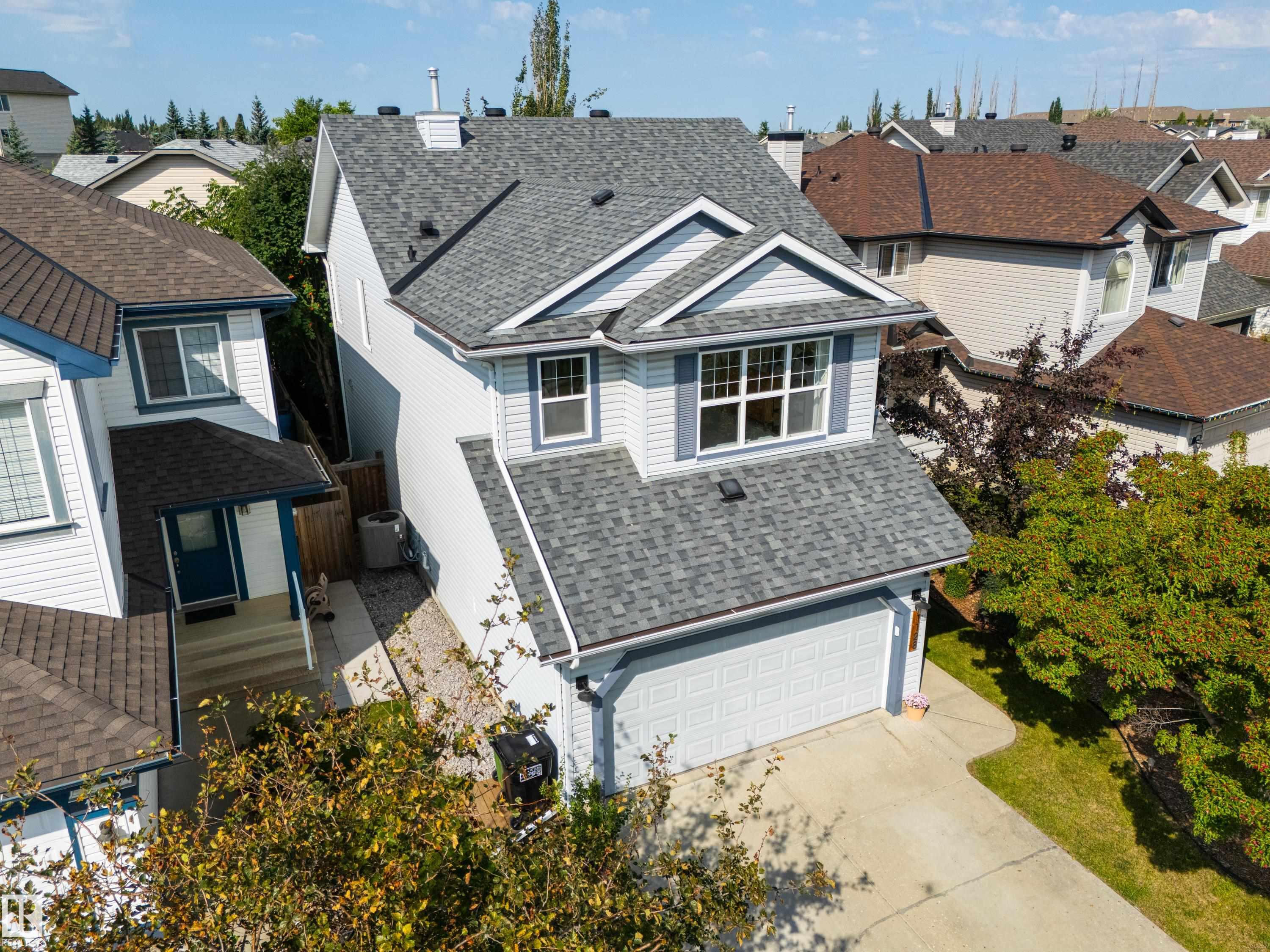 1128 114 ST SW