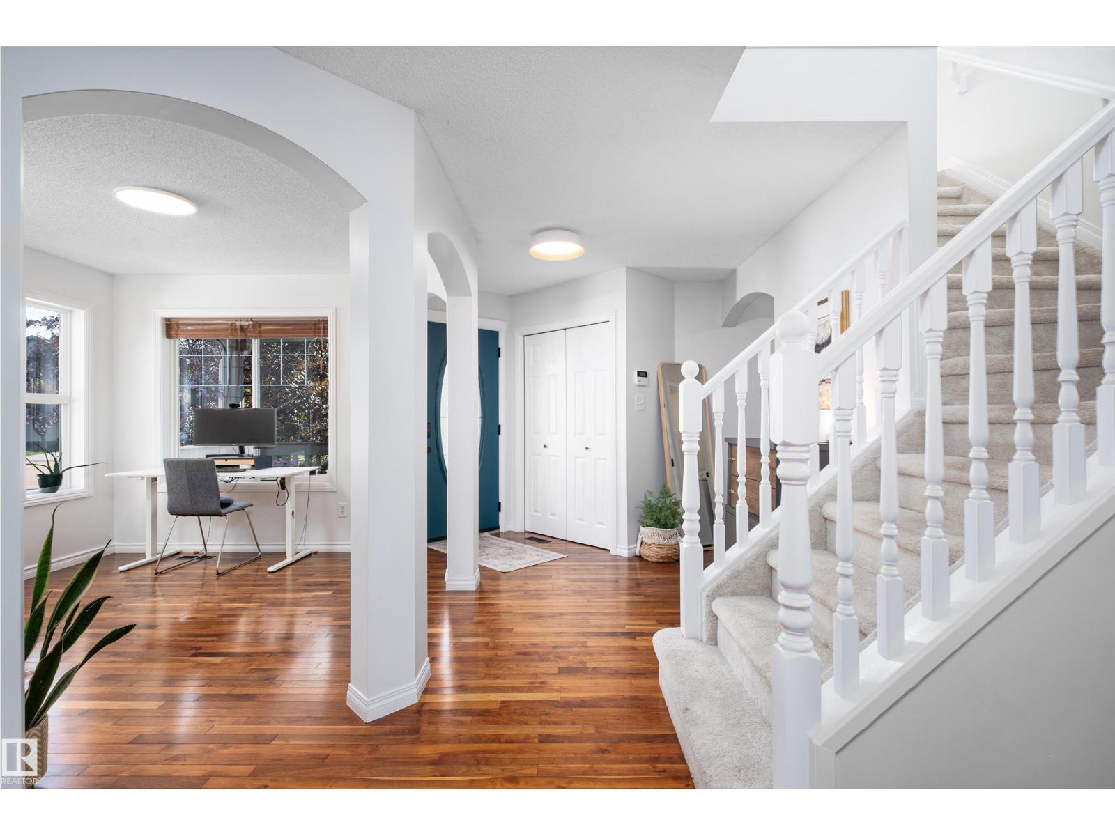 1128 114 ST SW