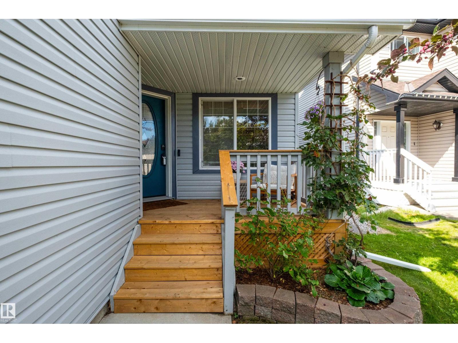 1128 114 ST SW
