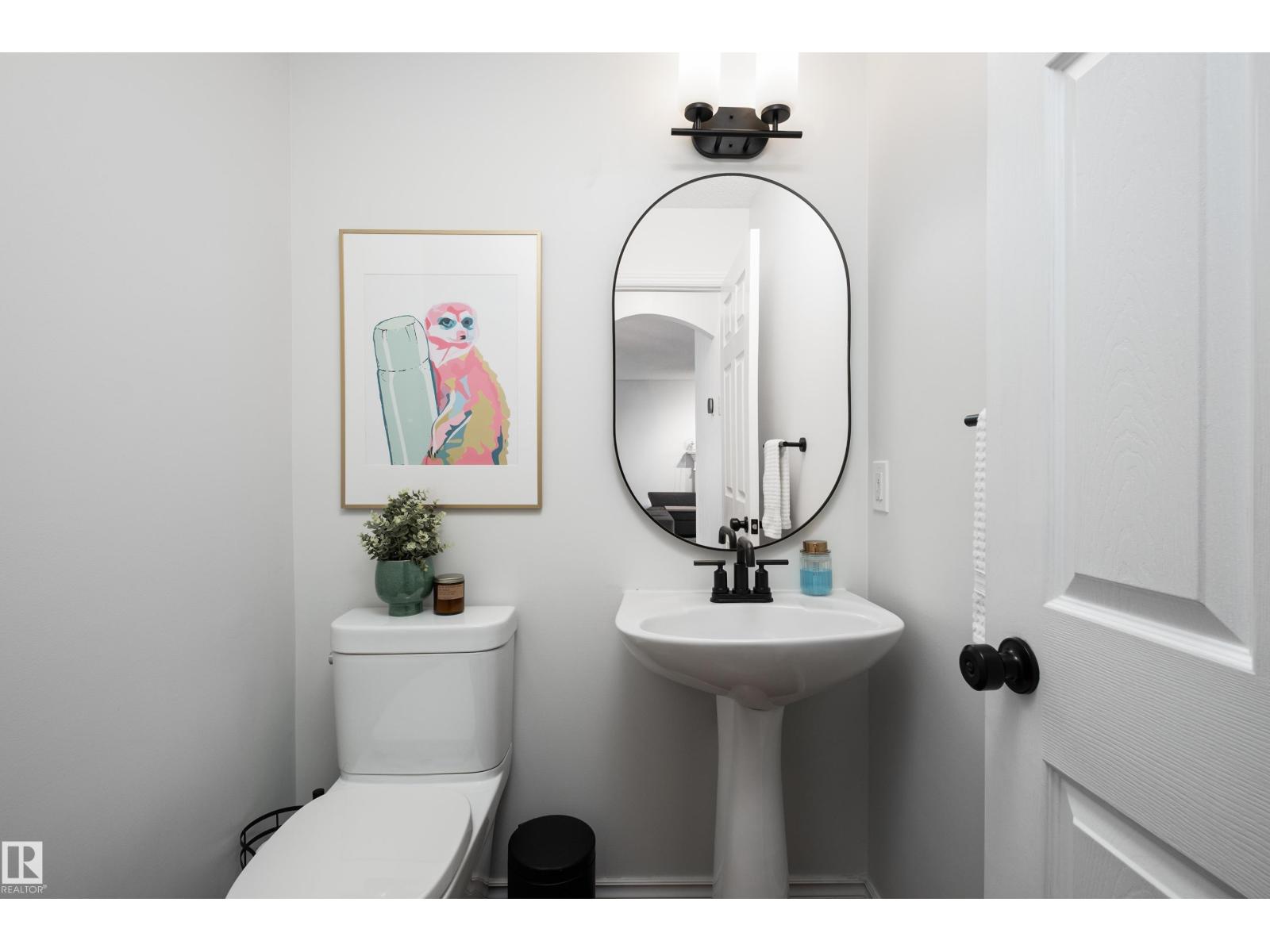 1128 114 ST SW