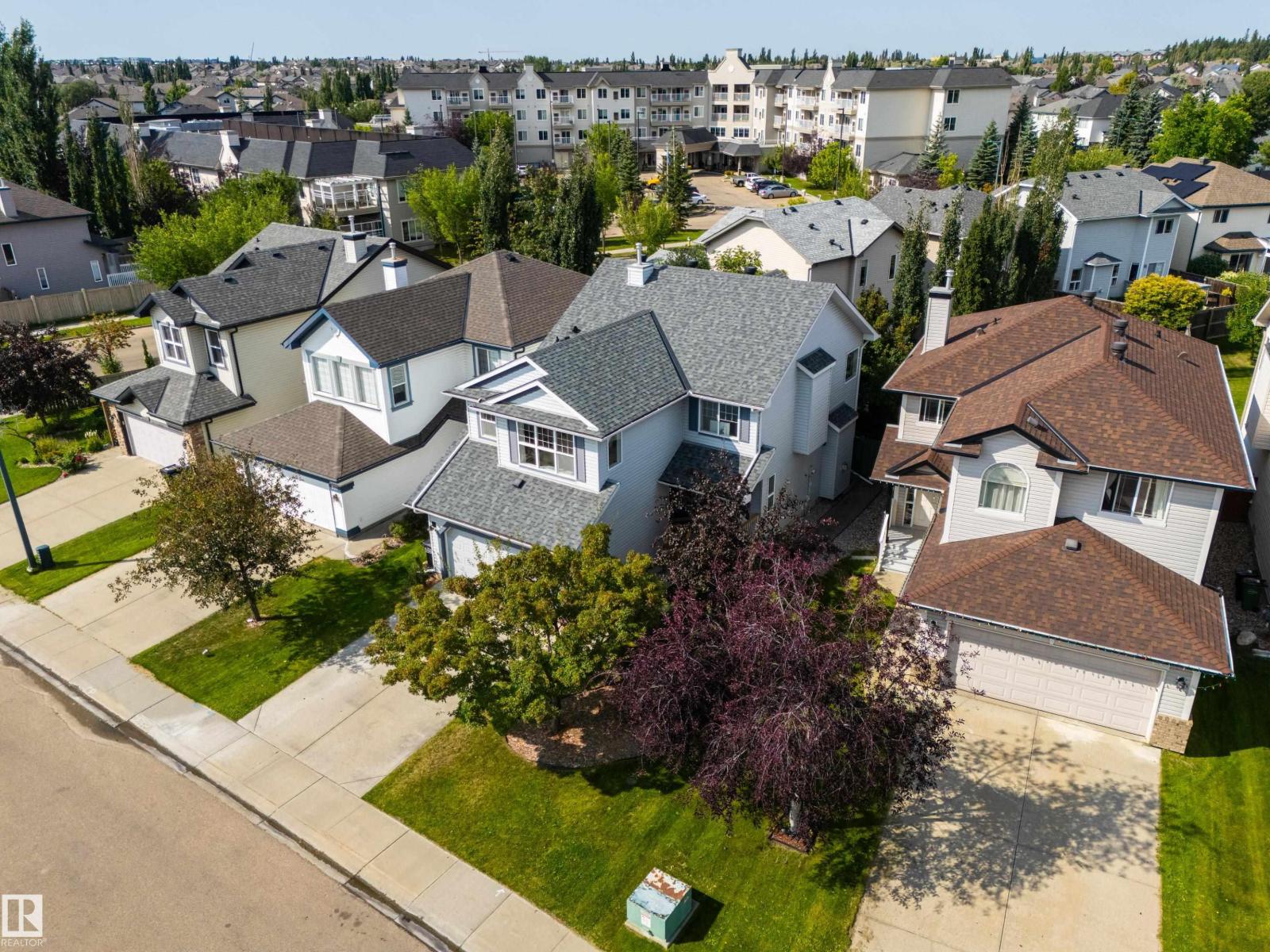 1128 114 ST SW