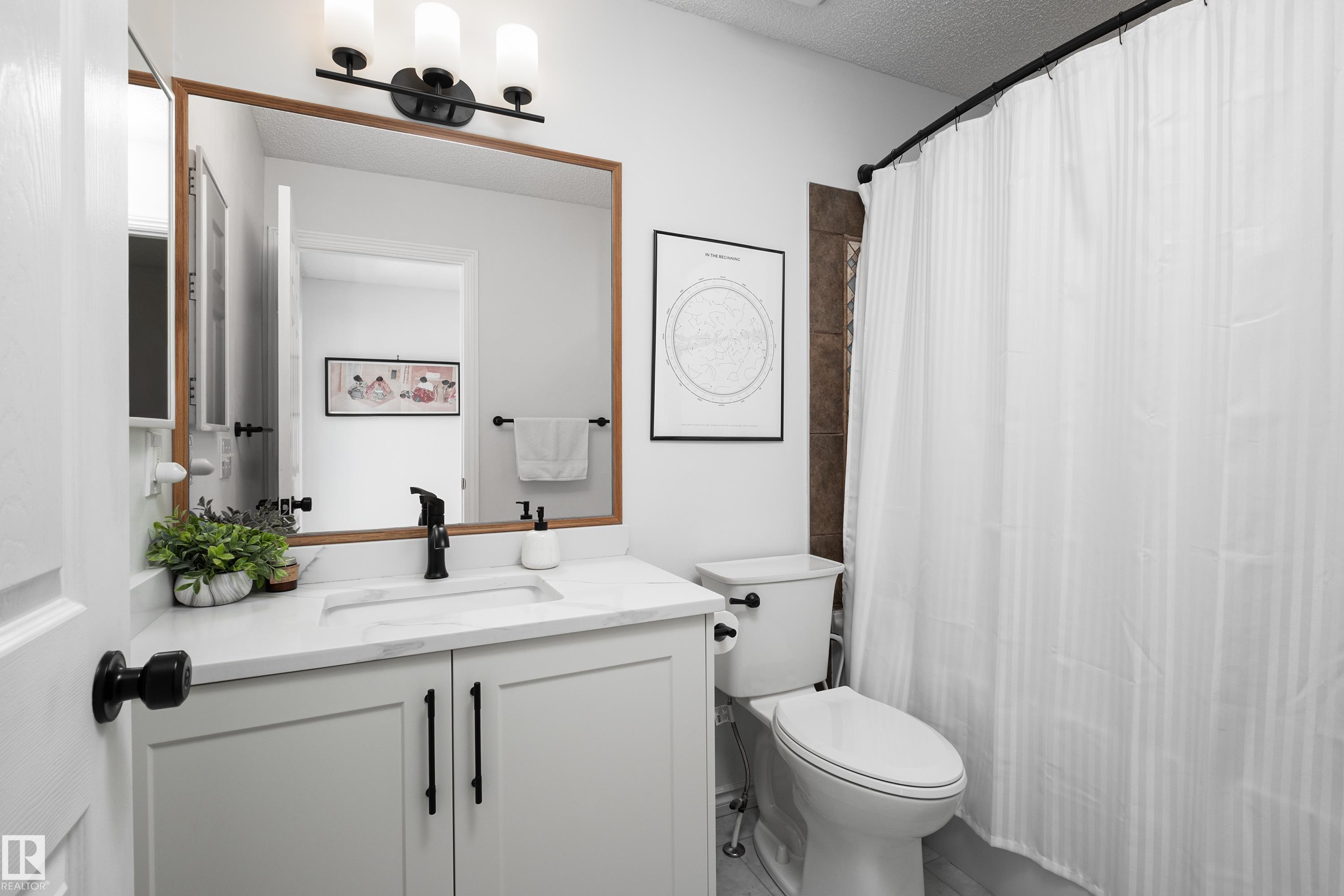 1128 114 ST SW