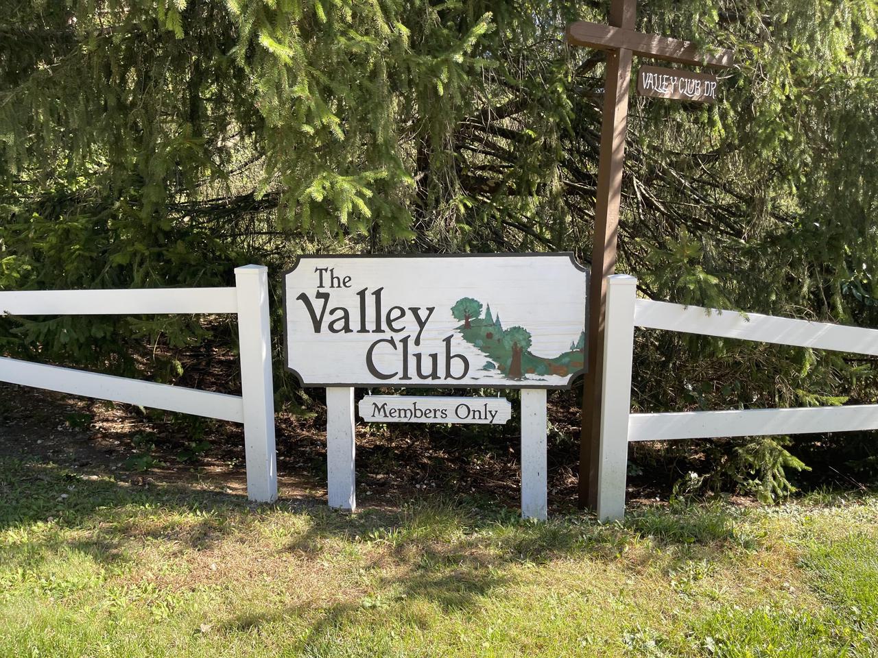 Lt15 VALLEY CLUB DRIVE