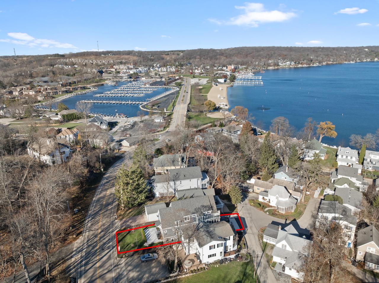 422 S Lakeshore DRIVE