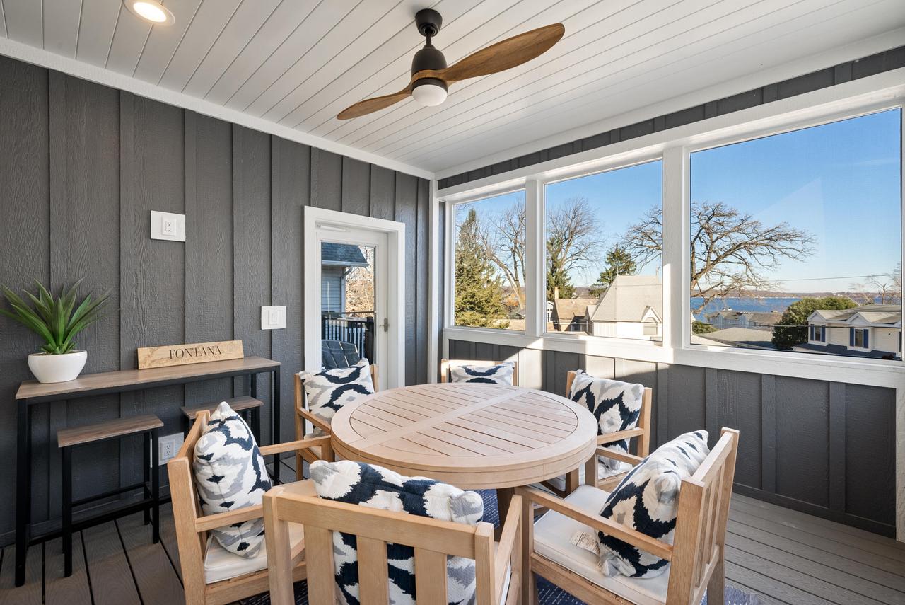 422 S Lakeshore DRIVE