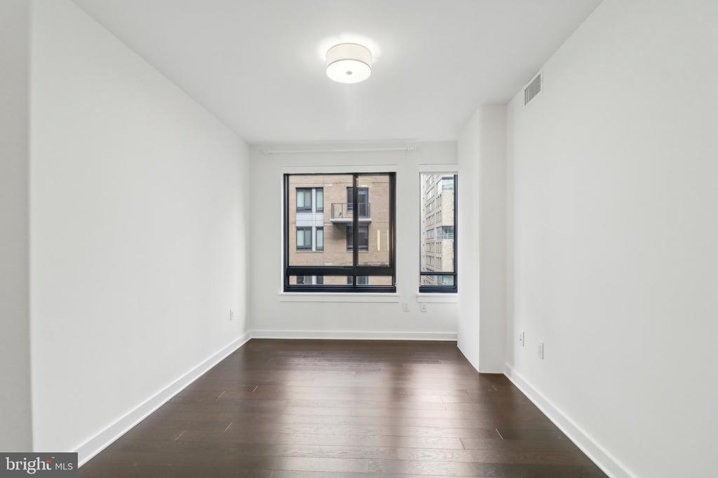 70 N STREET SE N508