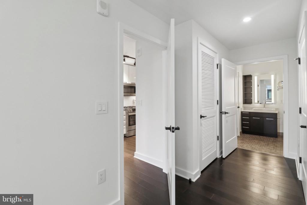70 N STREET SE N508