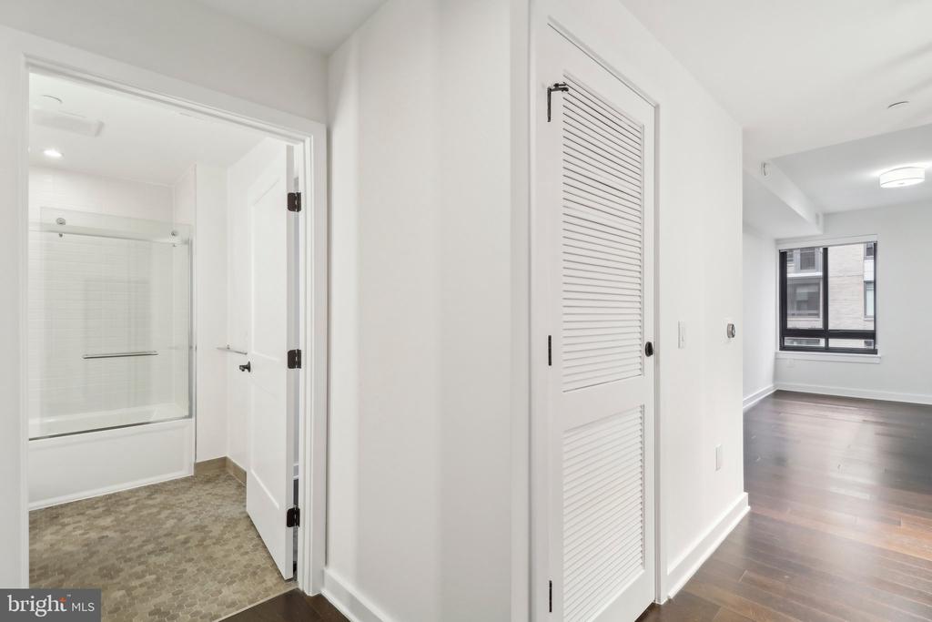 70 N STREET SE N508