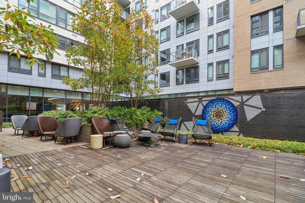 70 N STREET SE N508