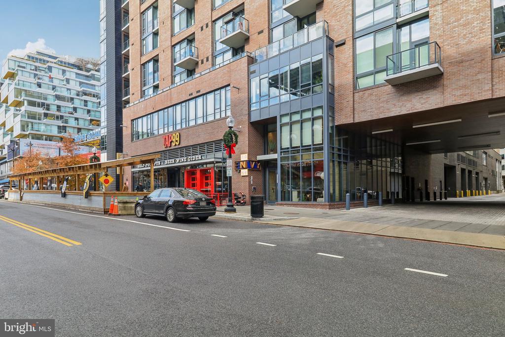 70 N STREET SE N508