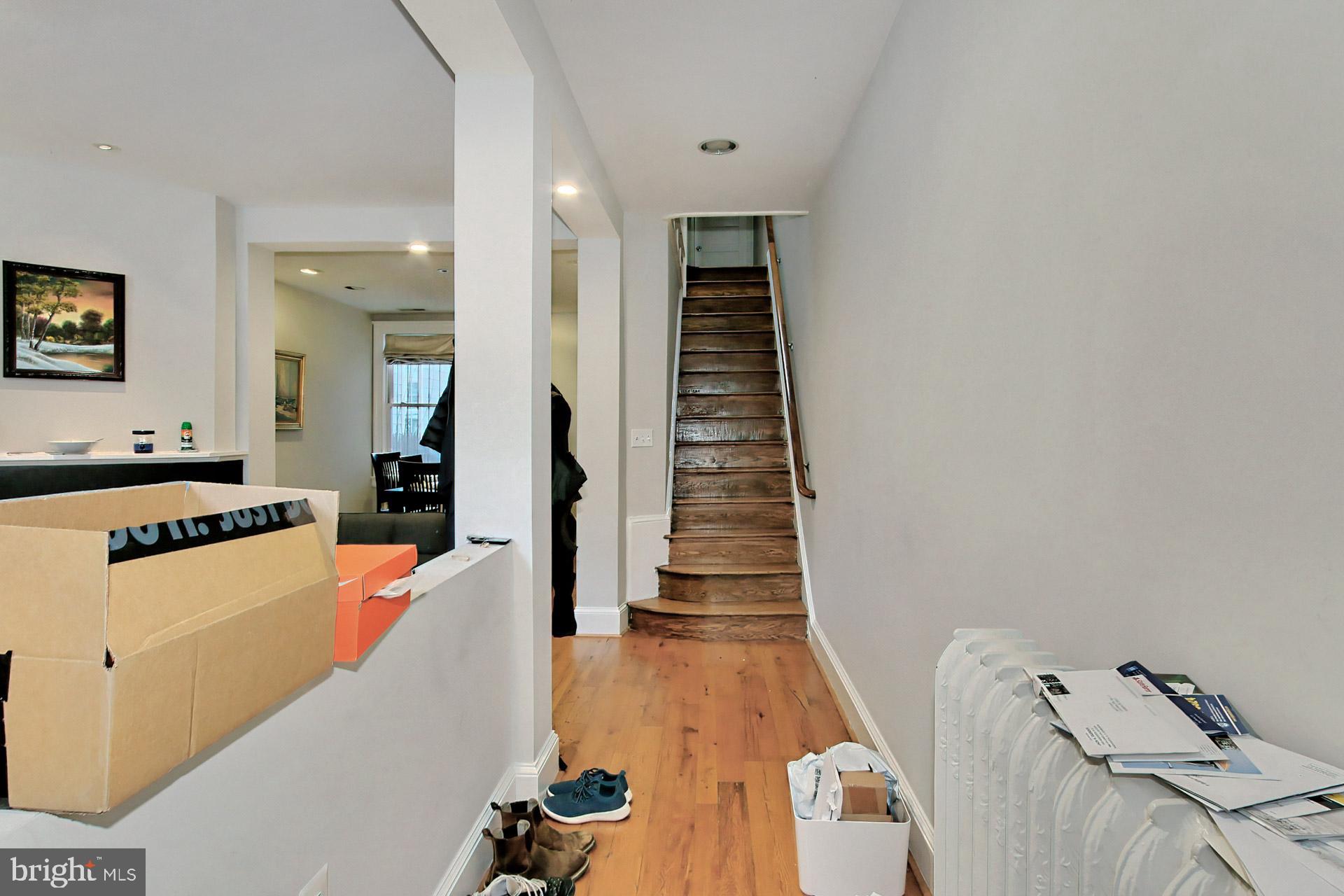 2124 O ST NW