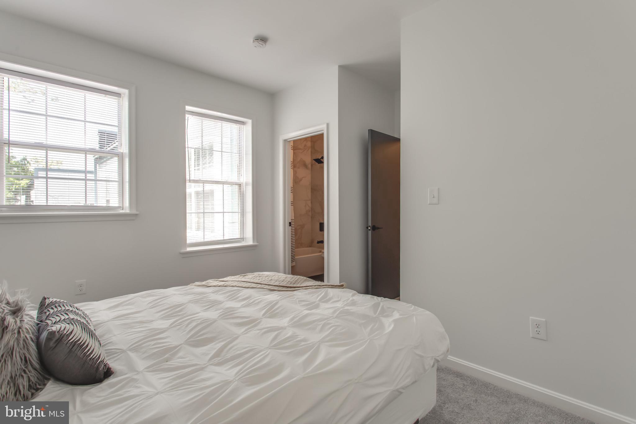 1000 RITTENHOUSE STREET NW 27