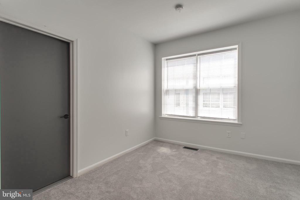 1000 RITTENHOUSE STREET NW 27